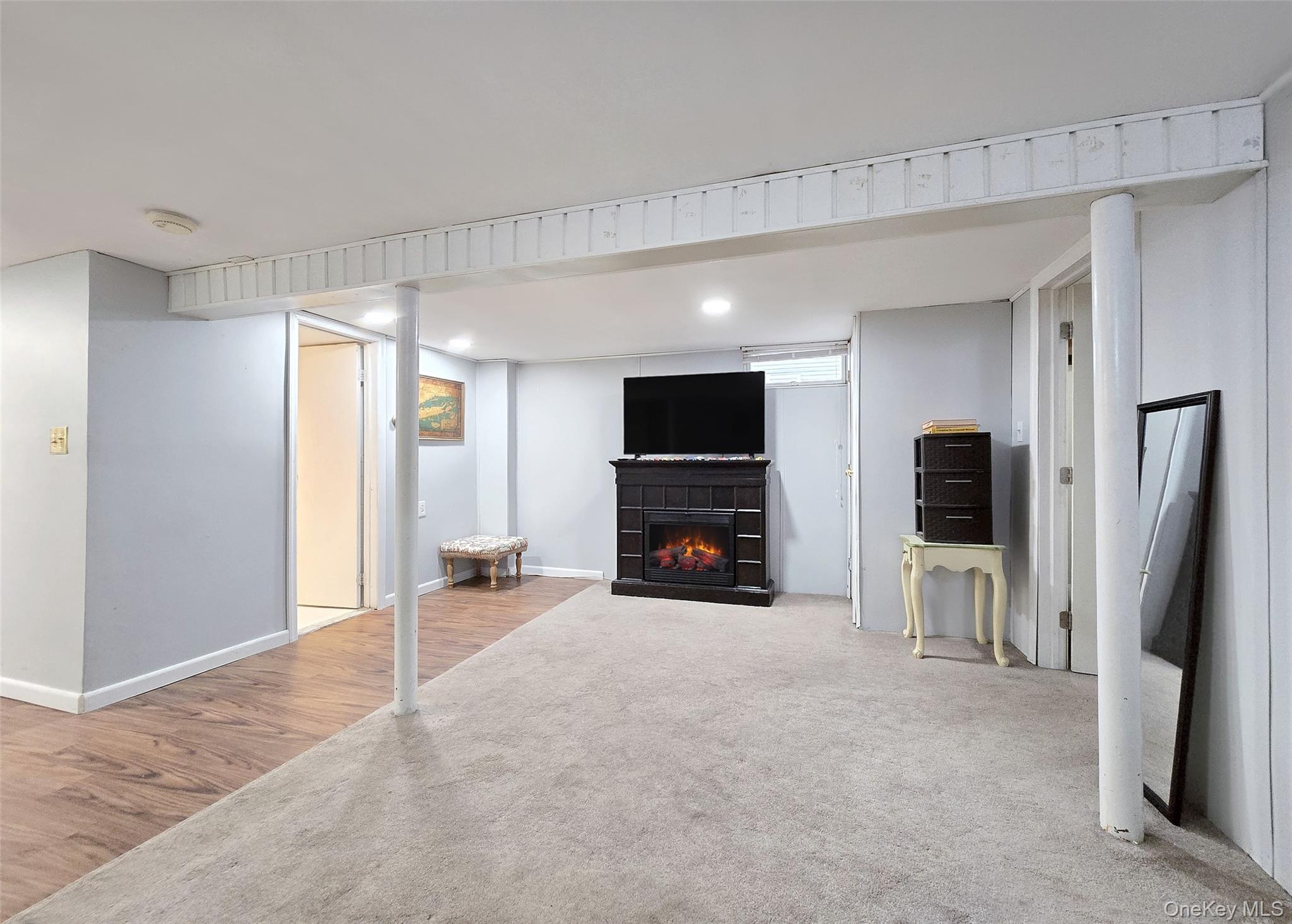 33 Thorne Street, Lake Ronkonkoma, NY 11779