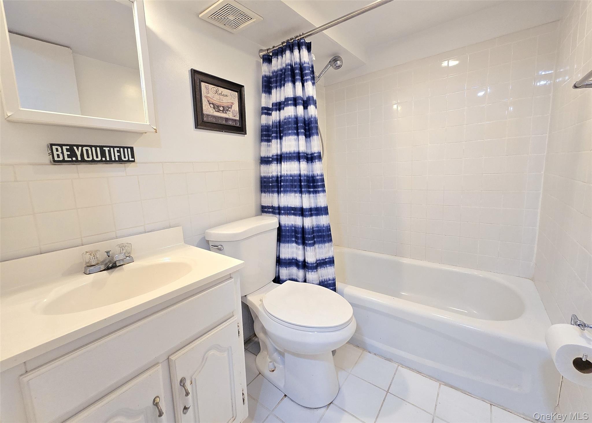 33 Thorne Street, Lake Ronkonkoma, NY 11779