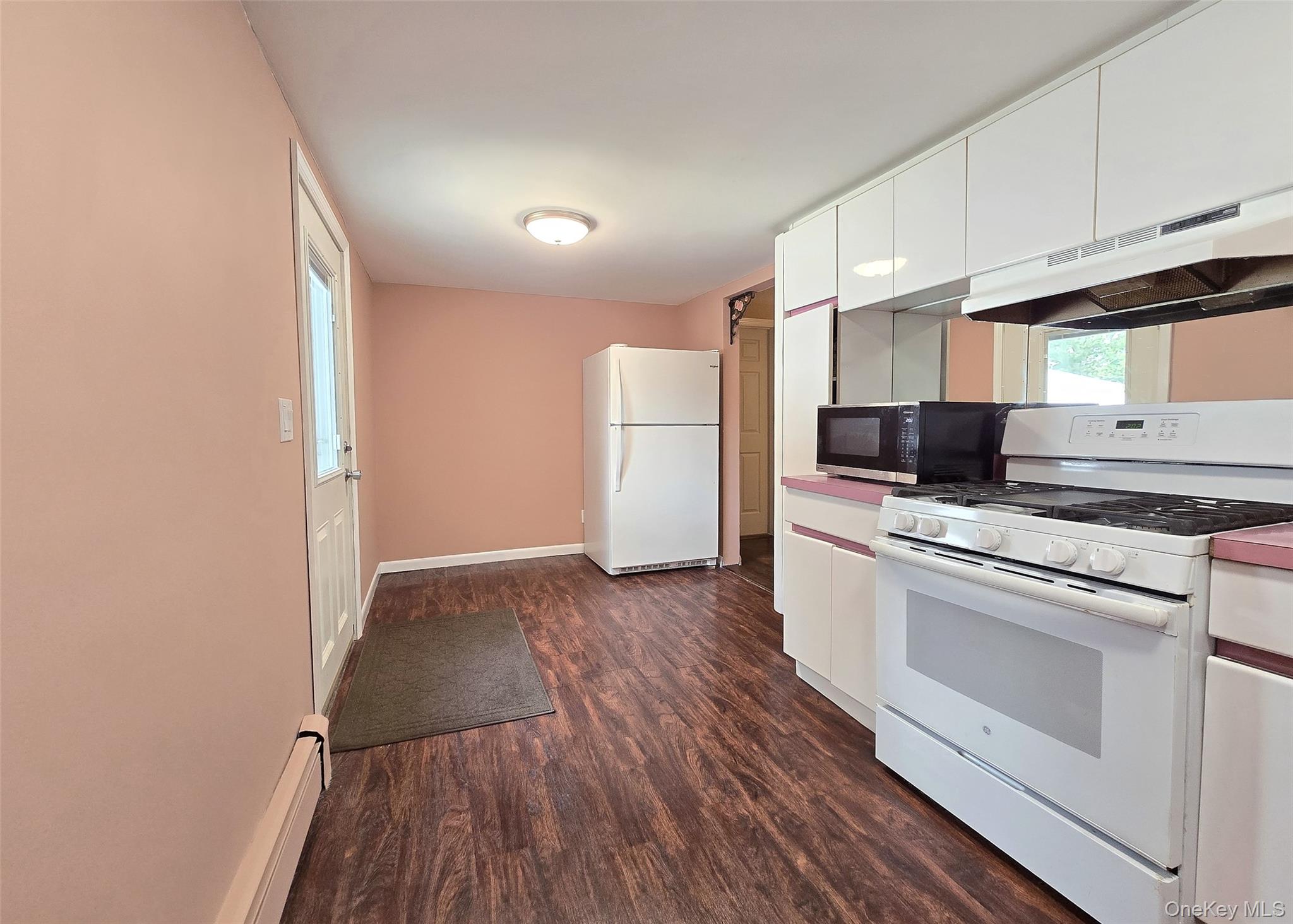 33 Thorne Street, Lake Ronkonkoma, NY 11779