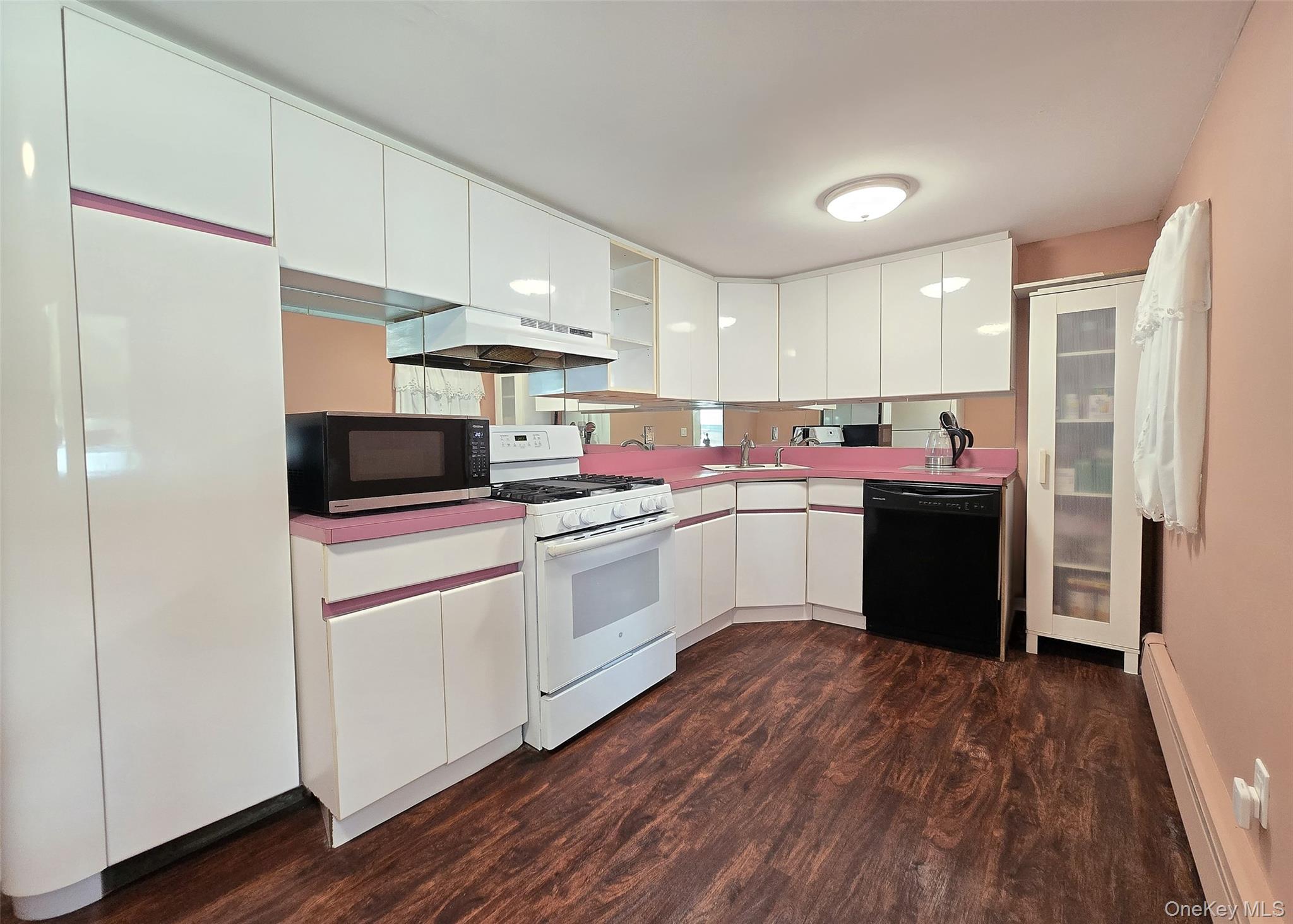 33 Thorne Street, Lake Ronkonkoma, NY 11779