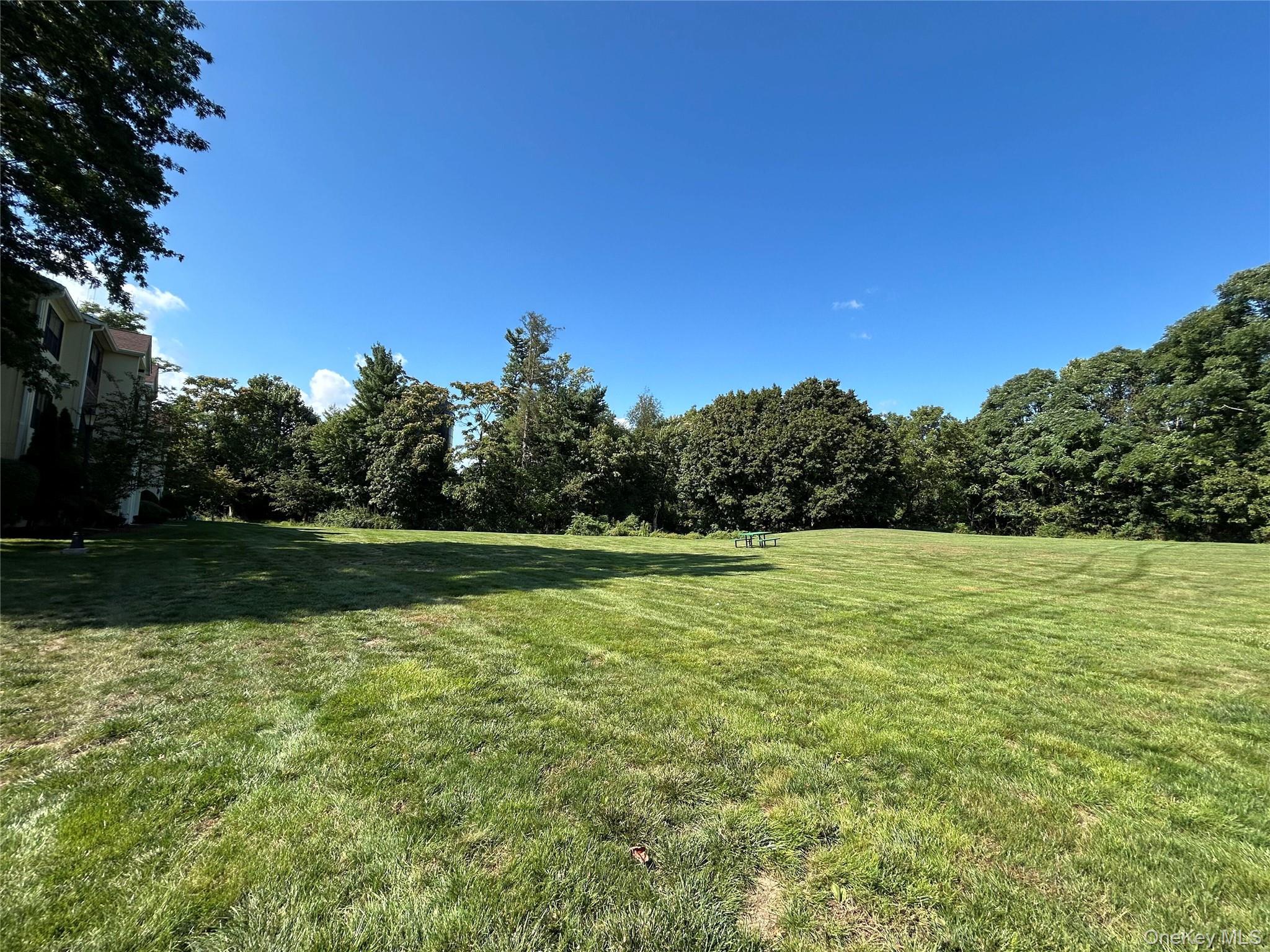 9 Edinburgh Drive # #9, Peekskill, NY 10566