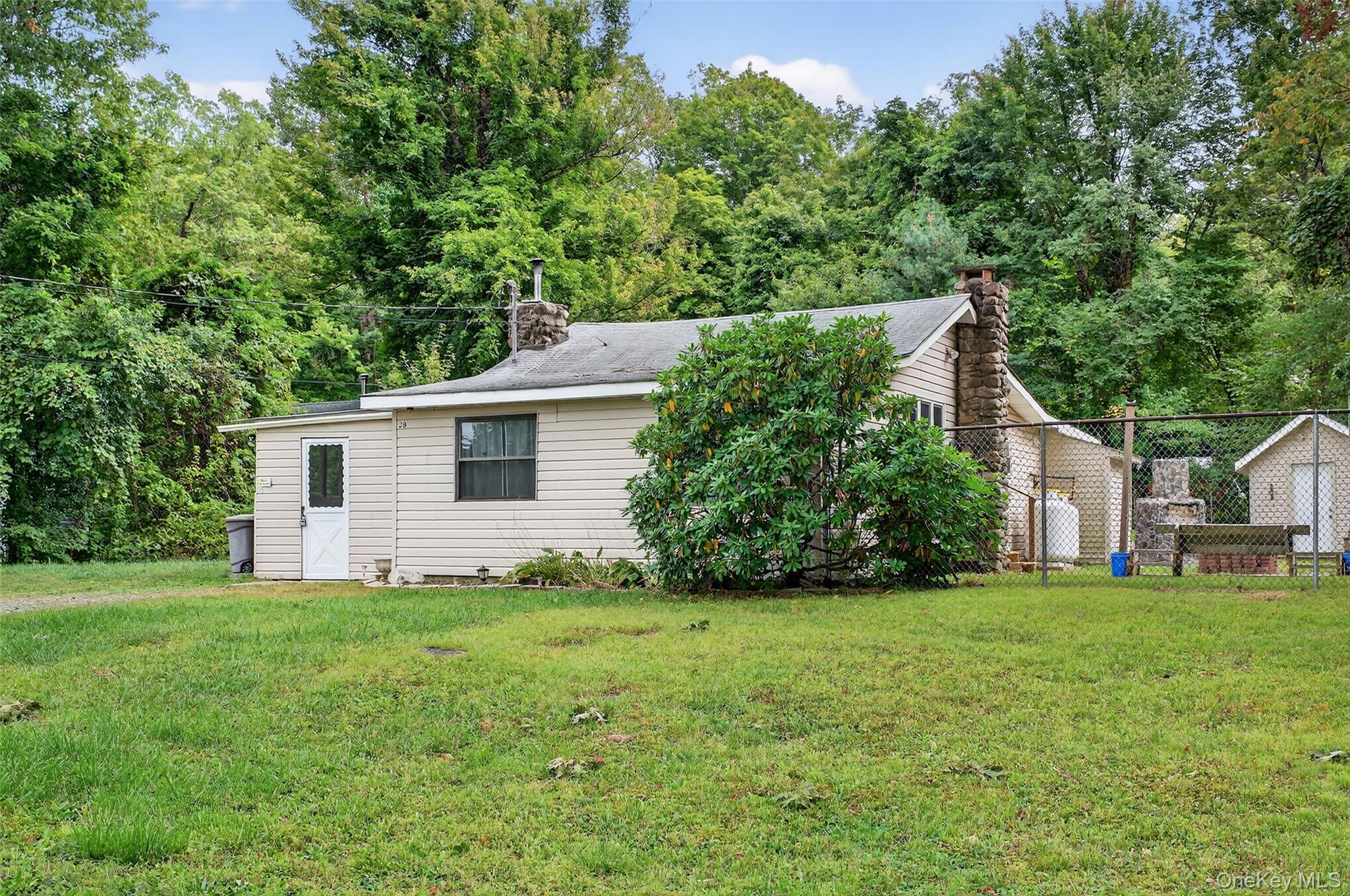 39 Hillcrest Trail, Monroe, NY 10950