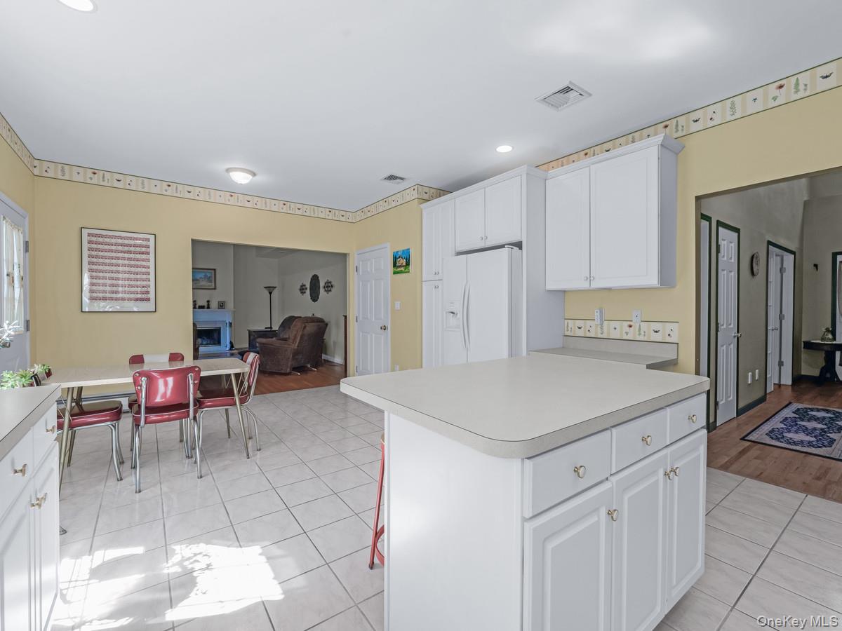 171 Glen Avenue, Sea Cliff, NY 11579