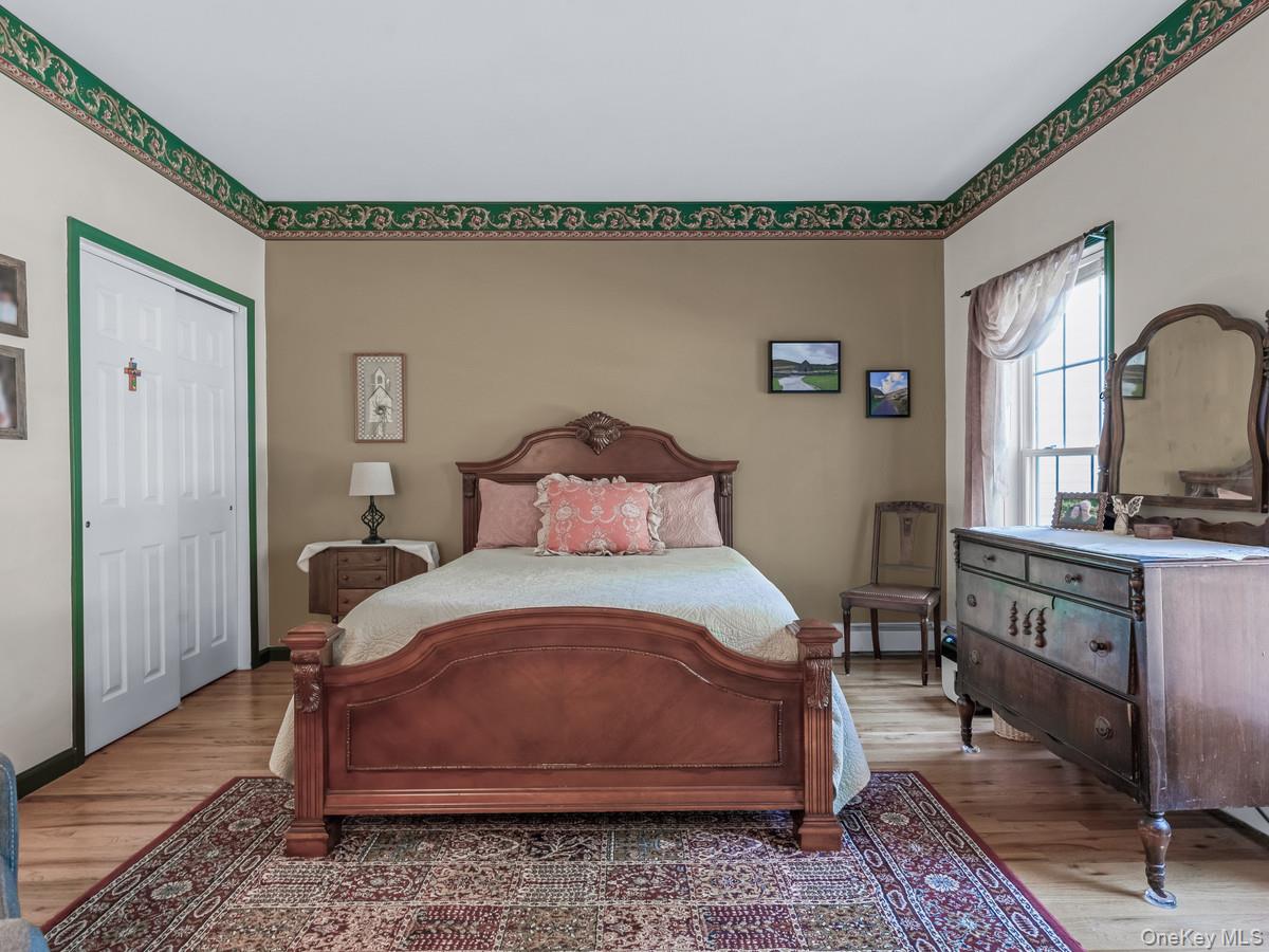 171 Glen Avenue, Sea Cliff, NY 11579