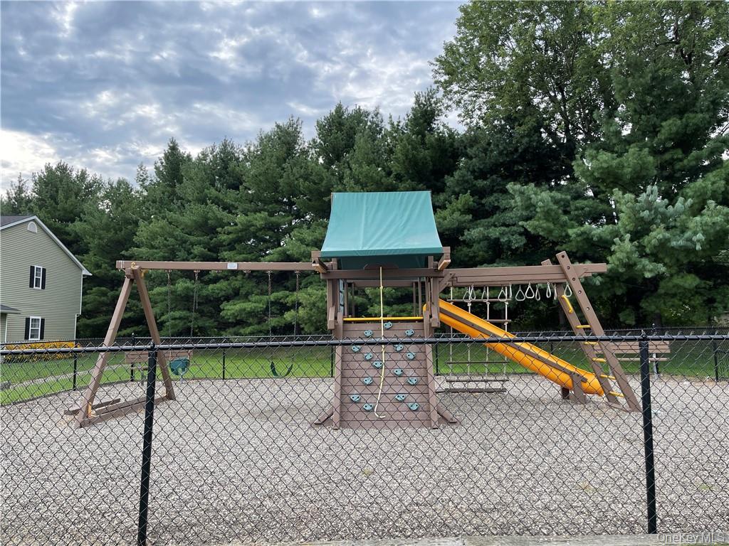 100 Hillside Drive # G9, Middletown, NY 10941