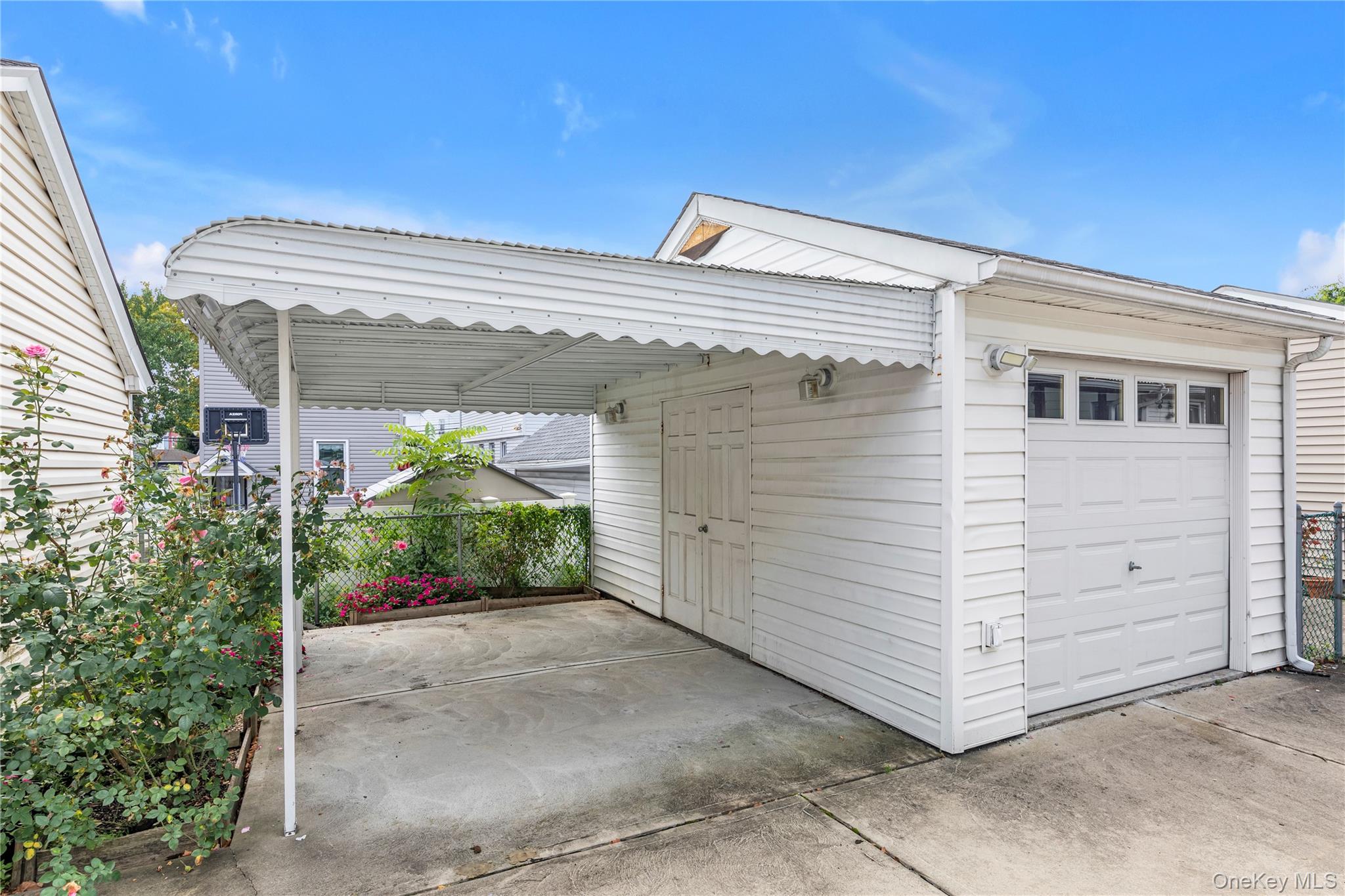 24432 90th Avenue, Bellerose, NY 11426