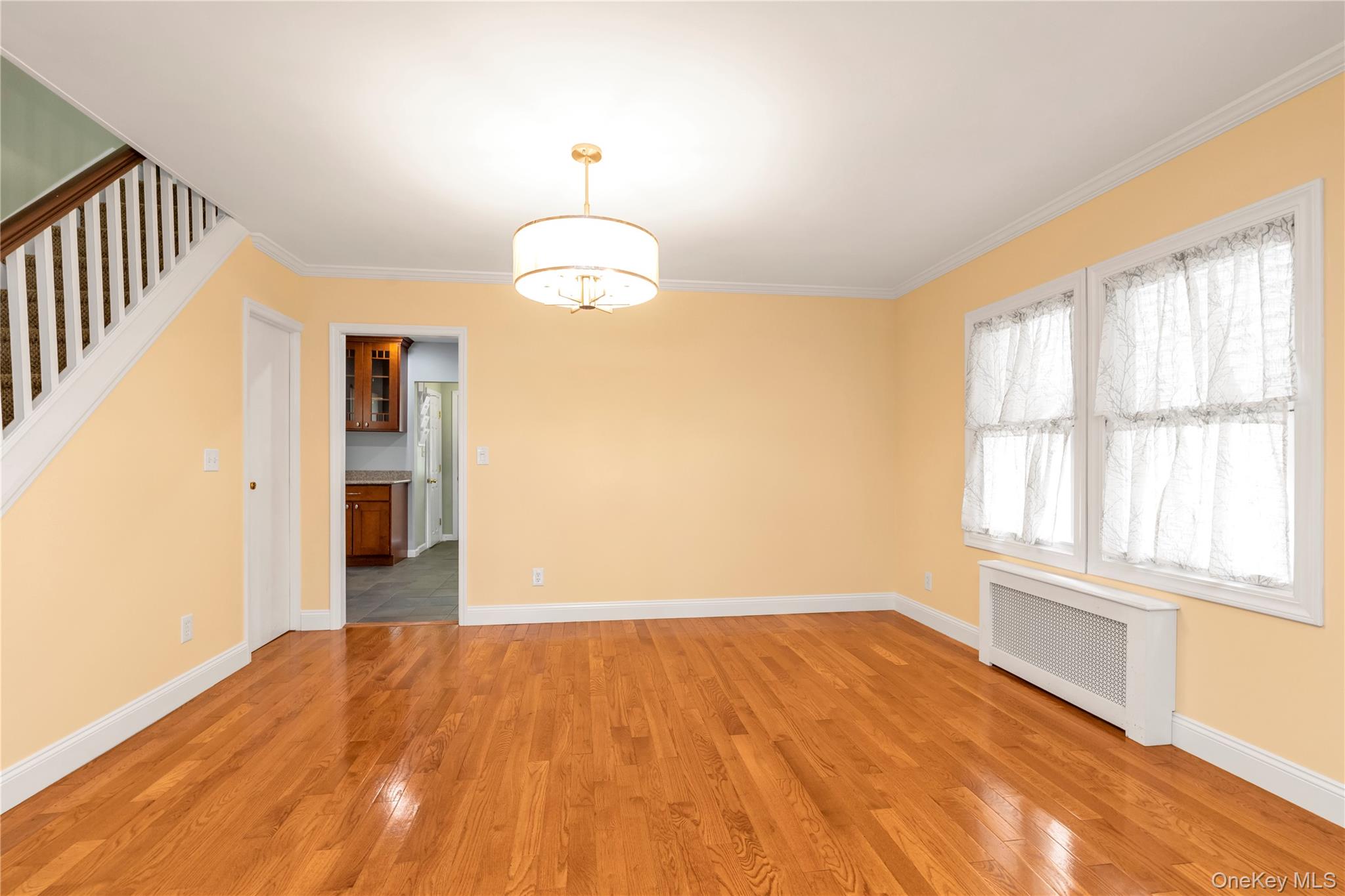 24432 90th Avenue, Bellerose, NY 11426