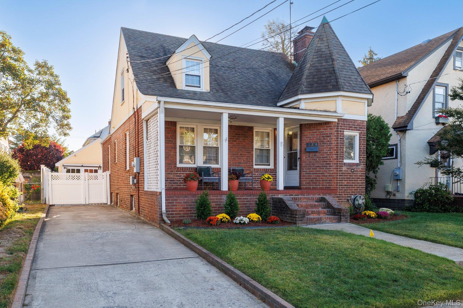 224 Kensington Road, Lynbrook, NY 11563