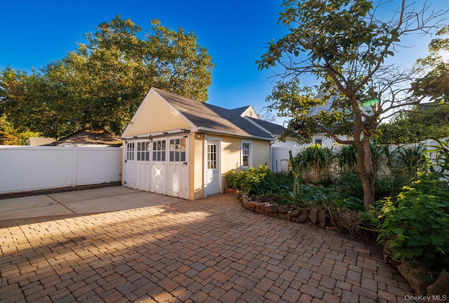 224 Kensington Road, Lynbrook, NY 11563