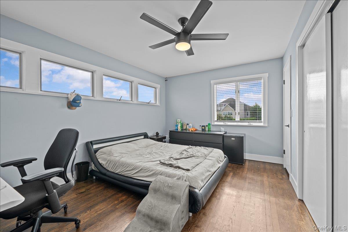 4072 Darby Lane, Seaford, NY 11783