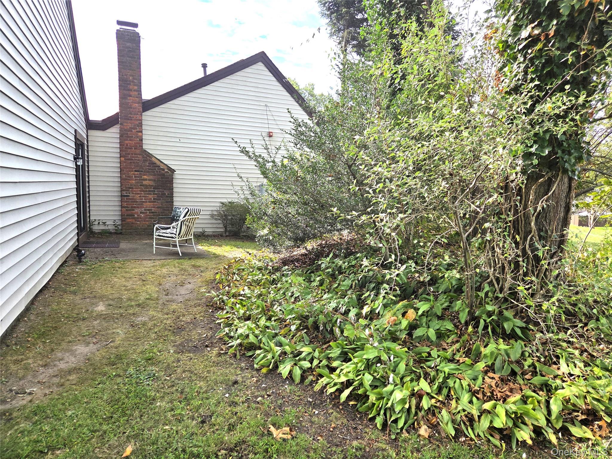 2 Monet Court # 2, Middle Island, NY 11953