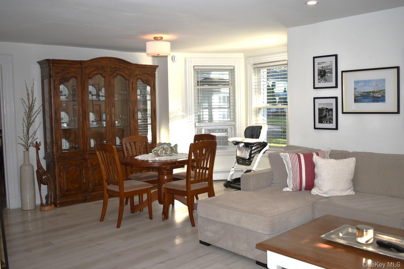 176 Richmond Avenue, Amityville, NY 11701