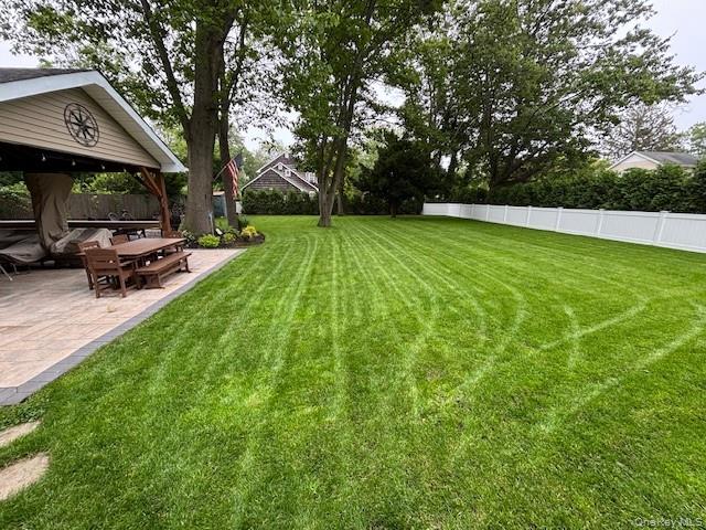 176 Richmond Avenue, Amityville, NY 11701