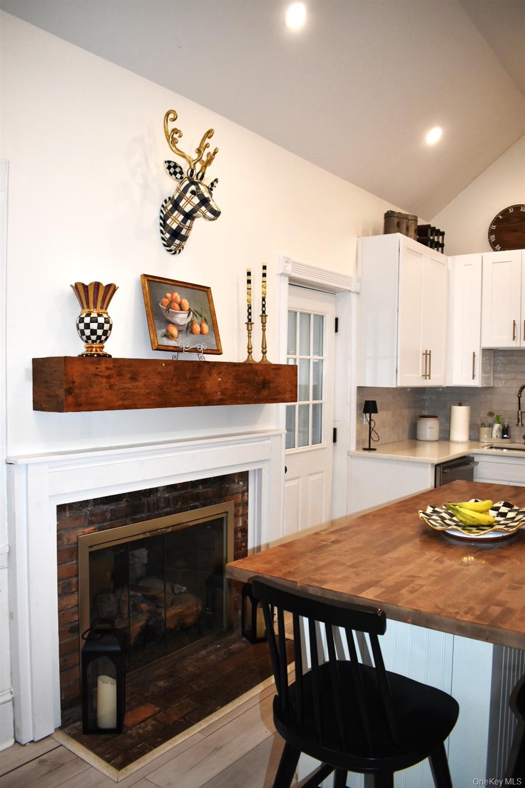 176 Richmond Avenue, Amityville, NY 11701