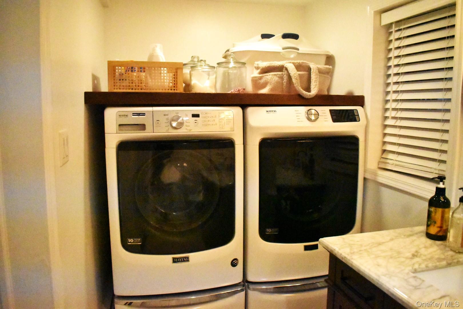 176 Richmond Avenue, Amityville, NY 11701