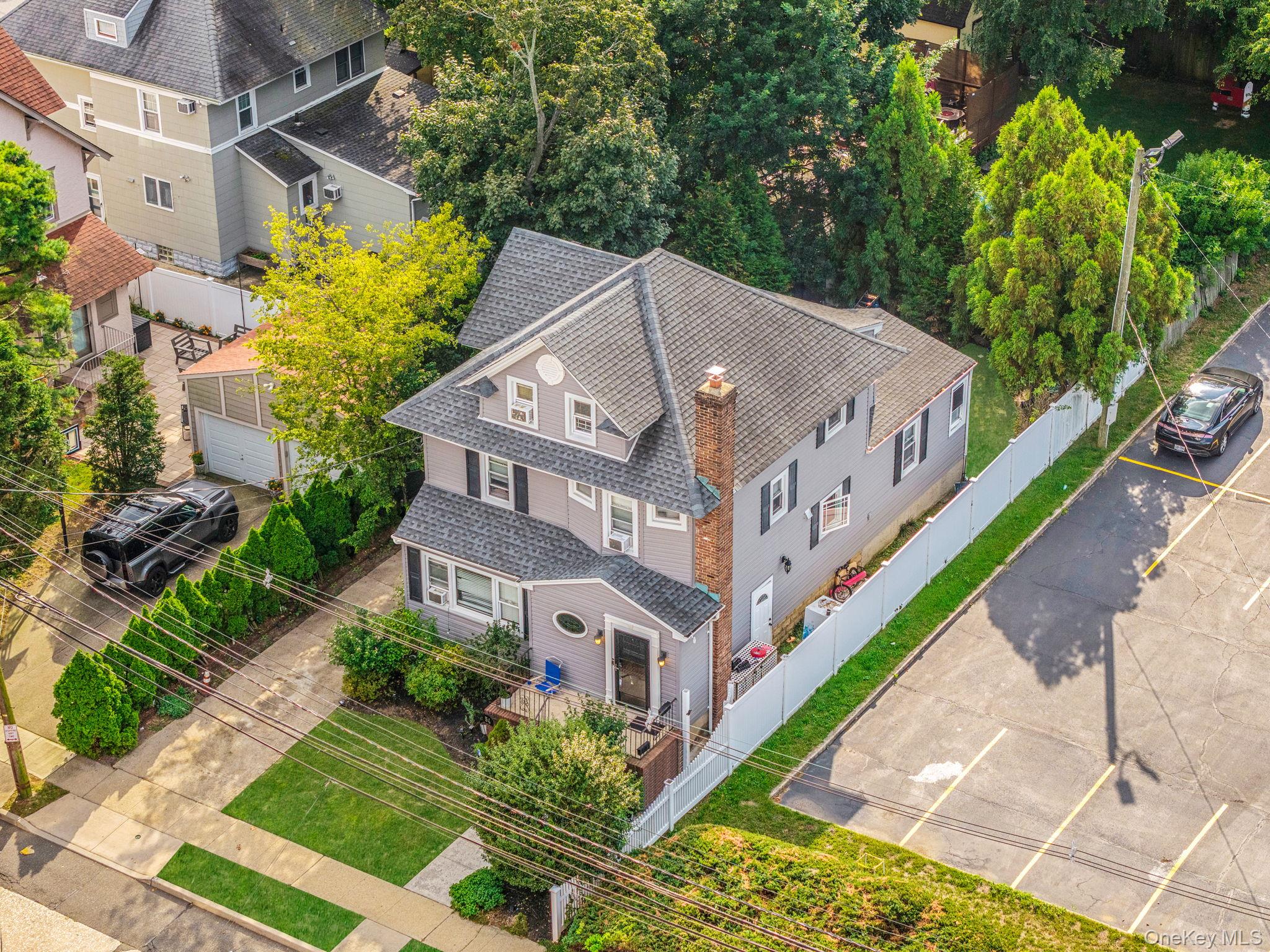 54 S Centre Avenue, Rockville Centre, NY 11570