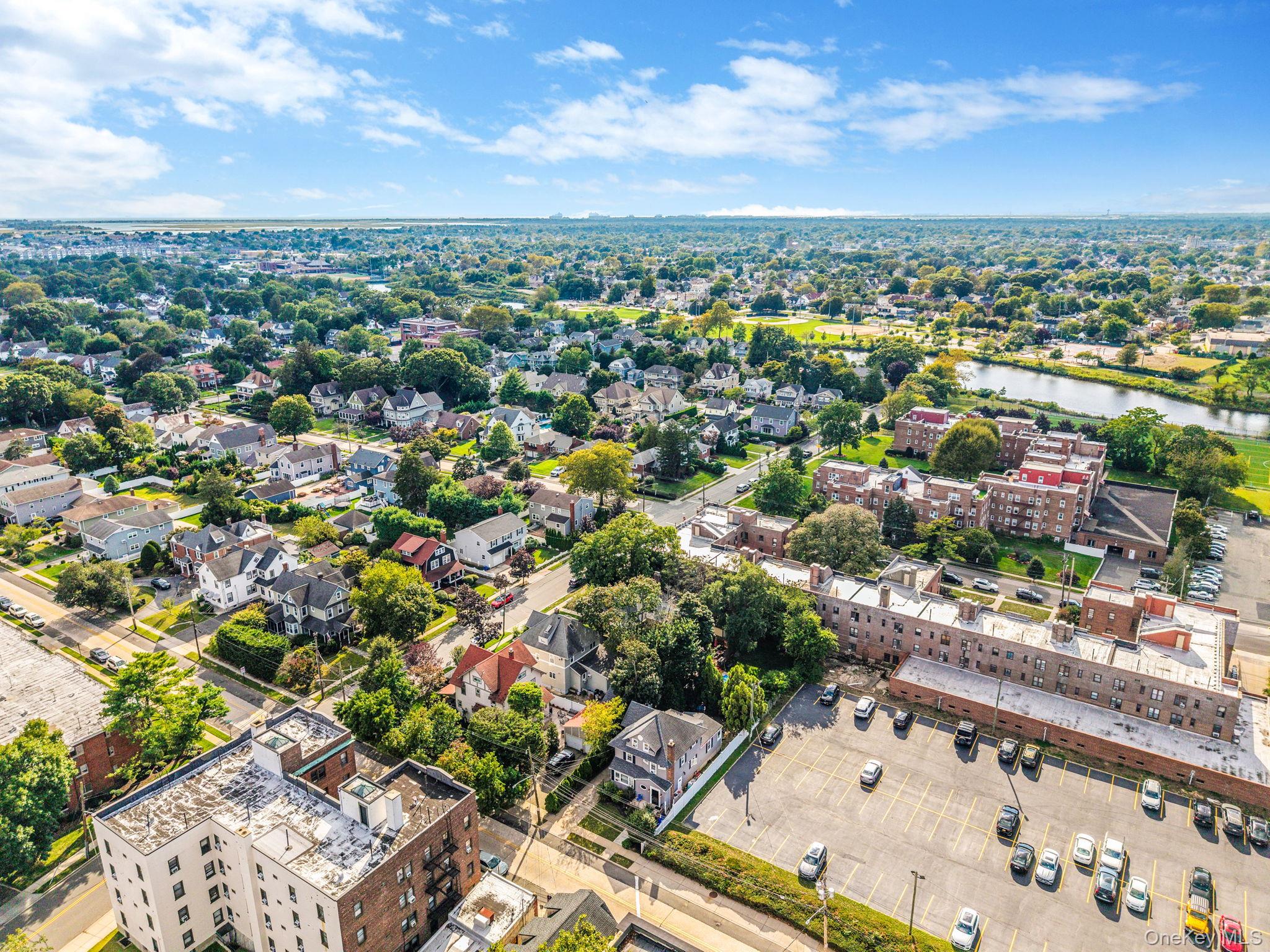 54 S Centre Avenue, Rockville Centre, NY 11570