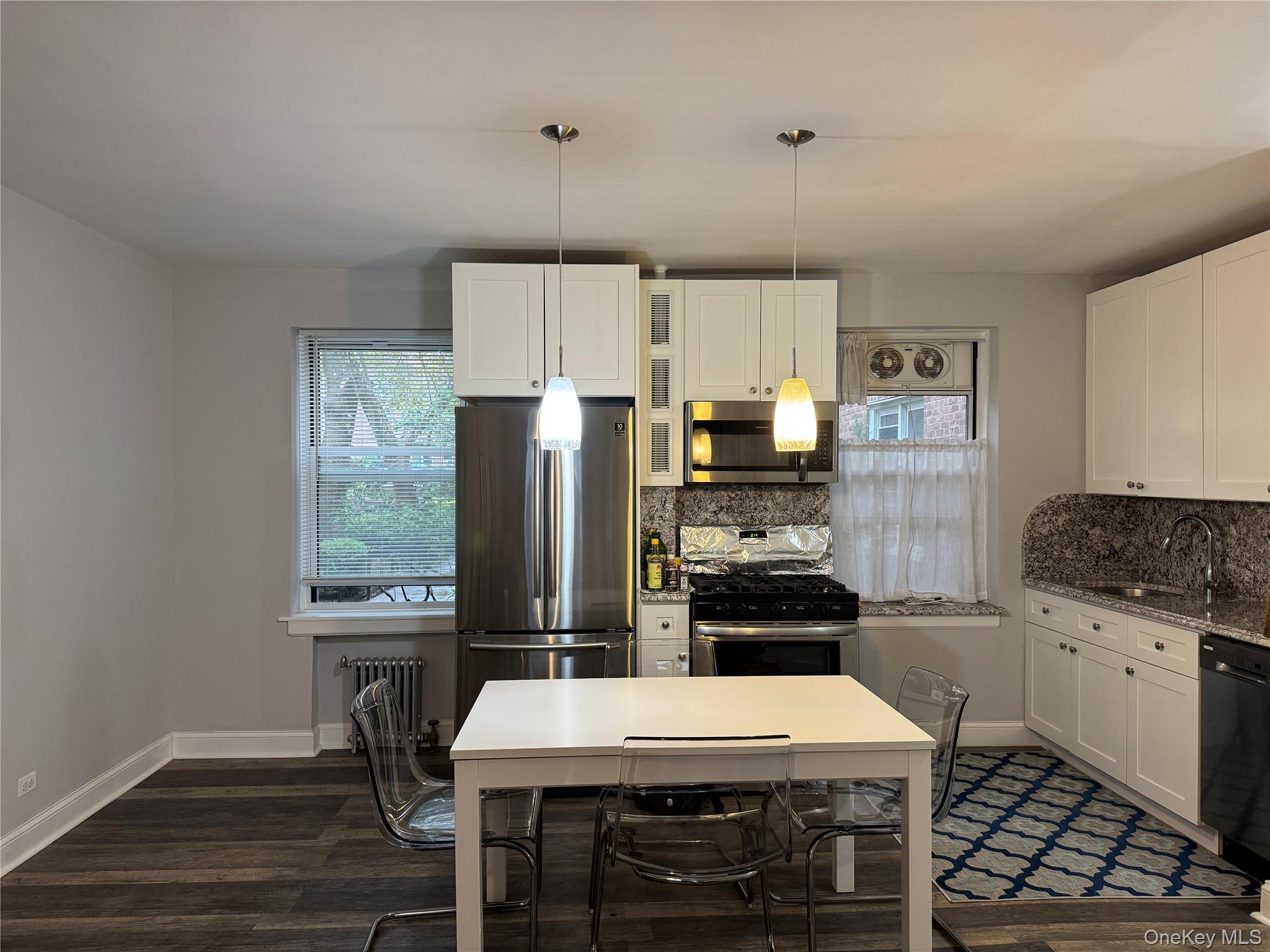 141-12 78th Ave # 1G, Kew Garden Hills, NY 11367