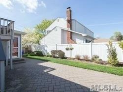 12 Ross Avenue, Melville, NY 11747