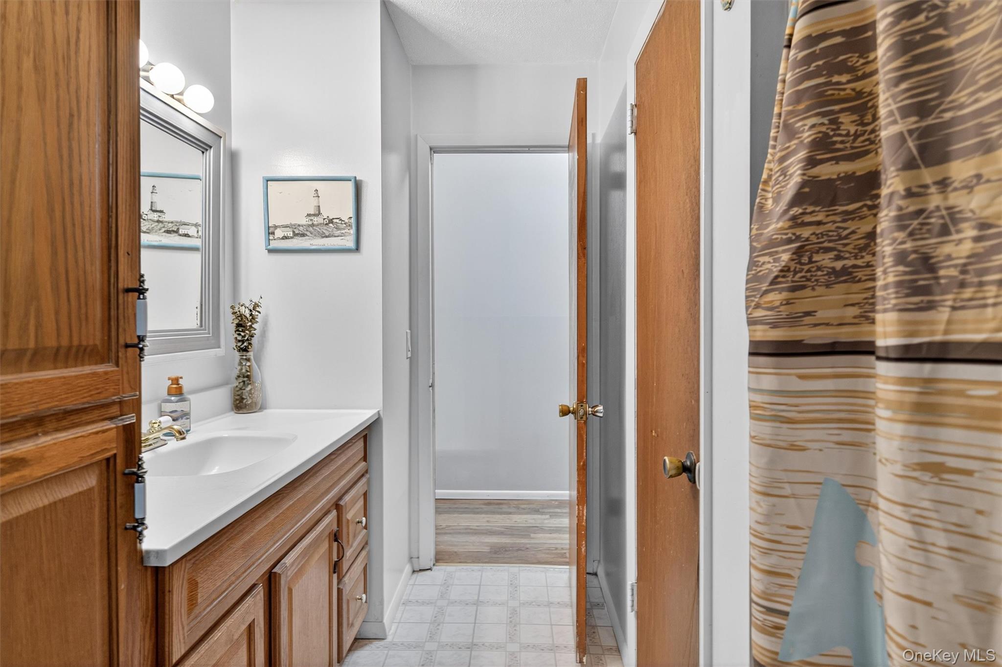 68 Quannacut Road, Pine Bush, NY 12566