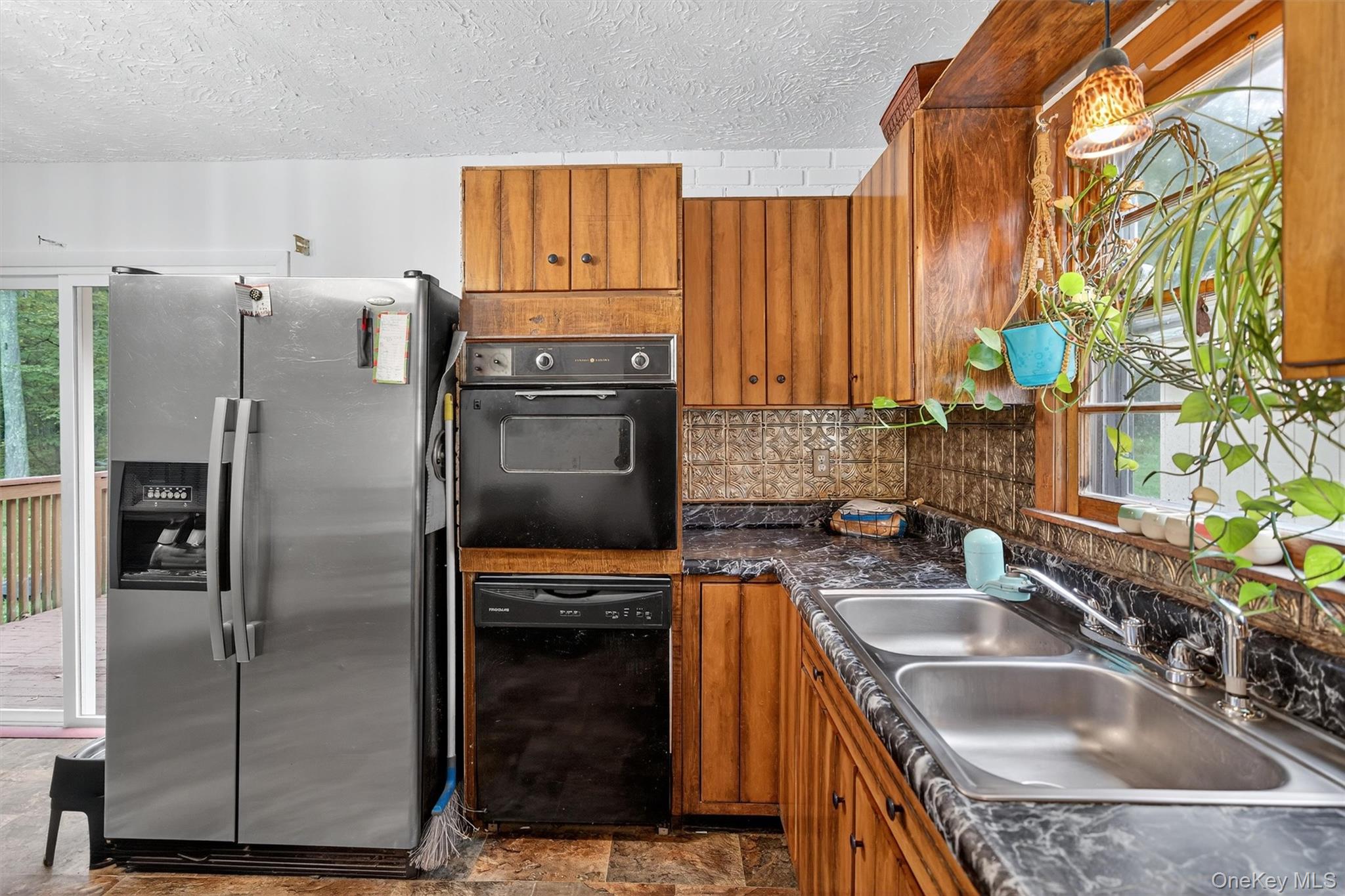 68 Quannacut Road, Pine Bush, NY 12566