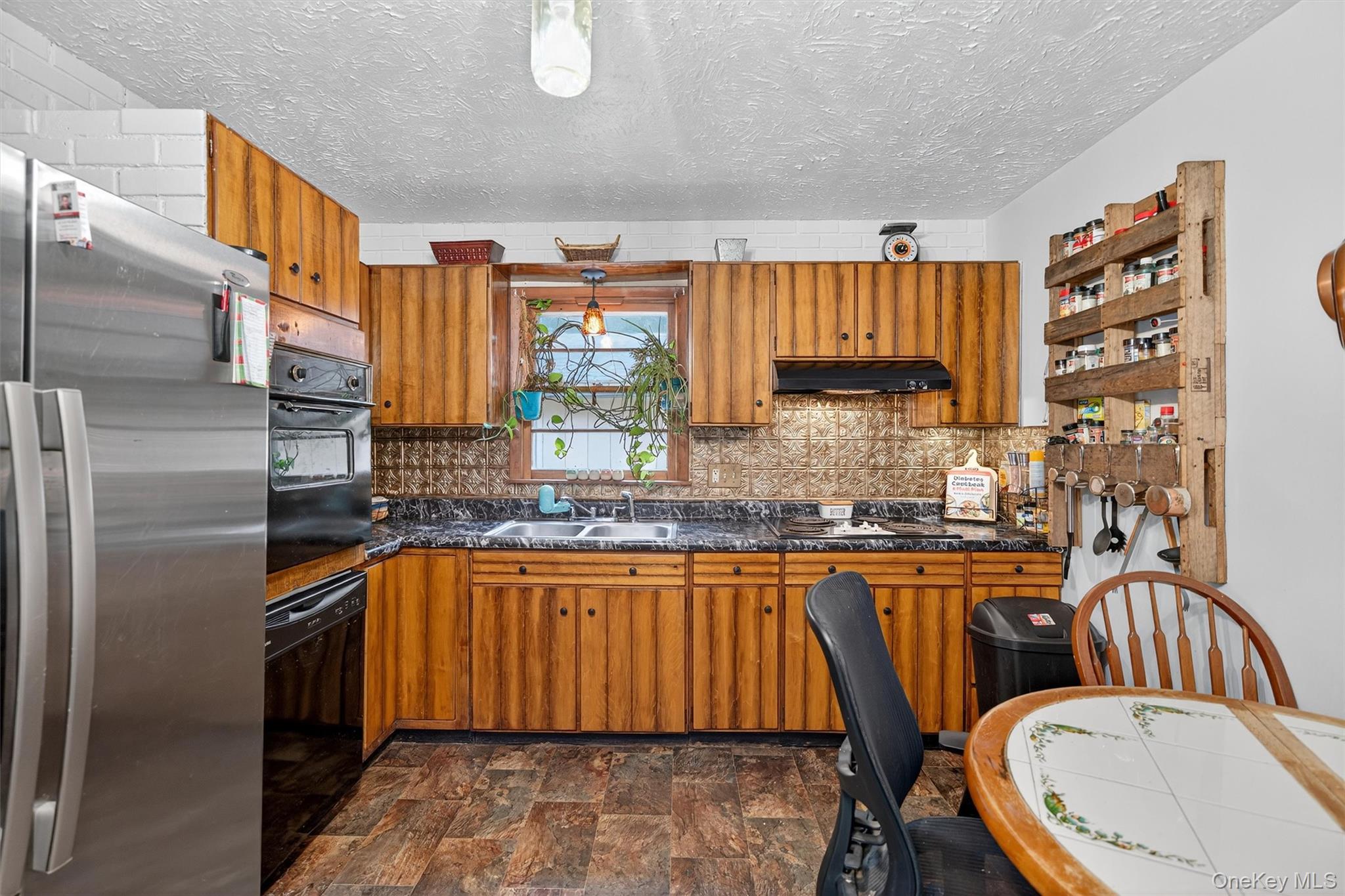 68 Quannacut Road, Pine Bush, NY 12566