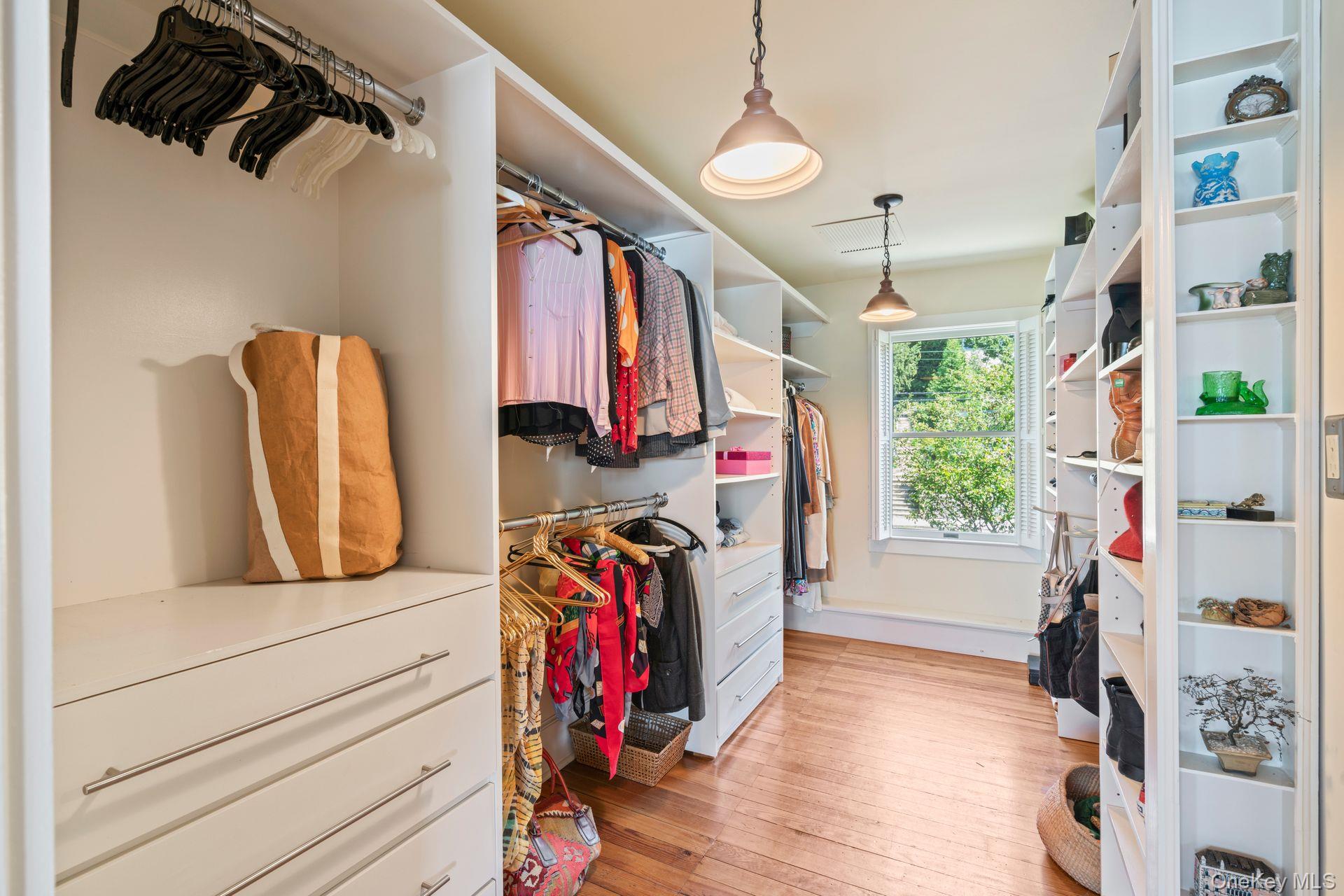 87 Bayview Avenue, Northport, NY 11768