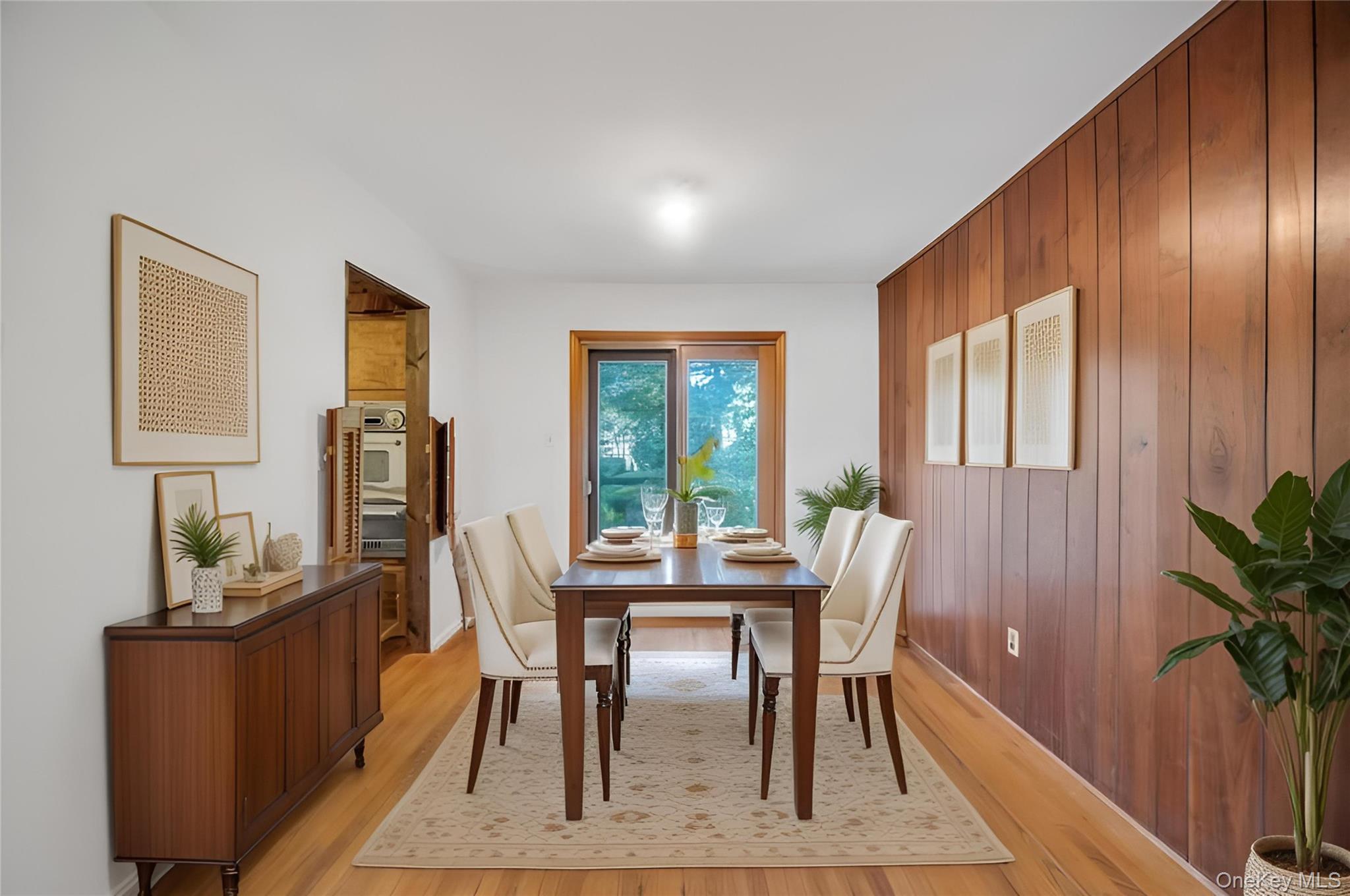 17 Wayne Place, Commack, NY 11725