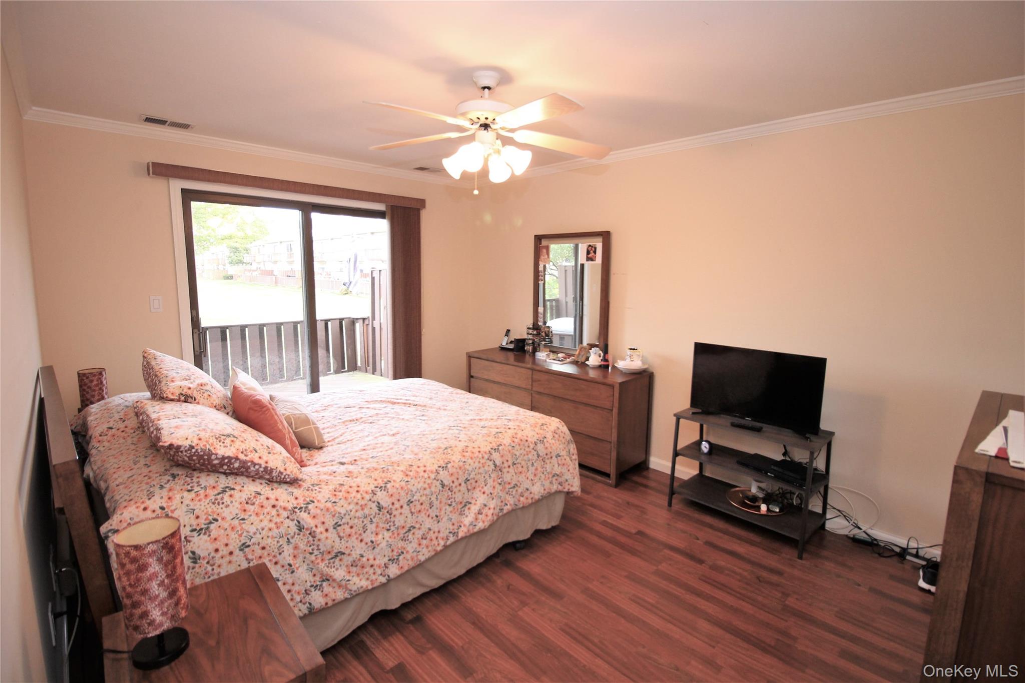 100 Daly Boulevard # 2713, Oceanside, NY 11572