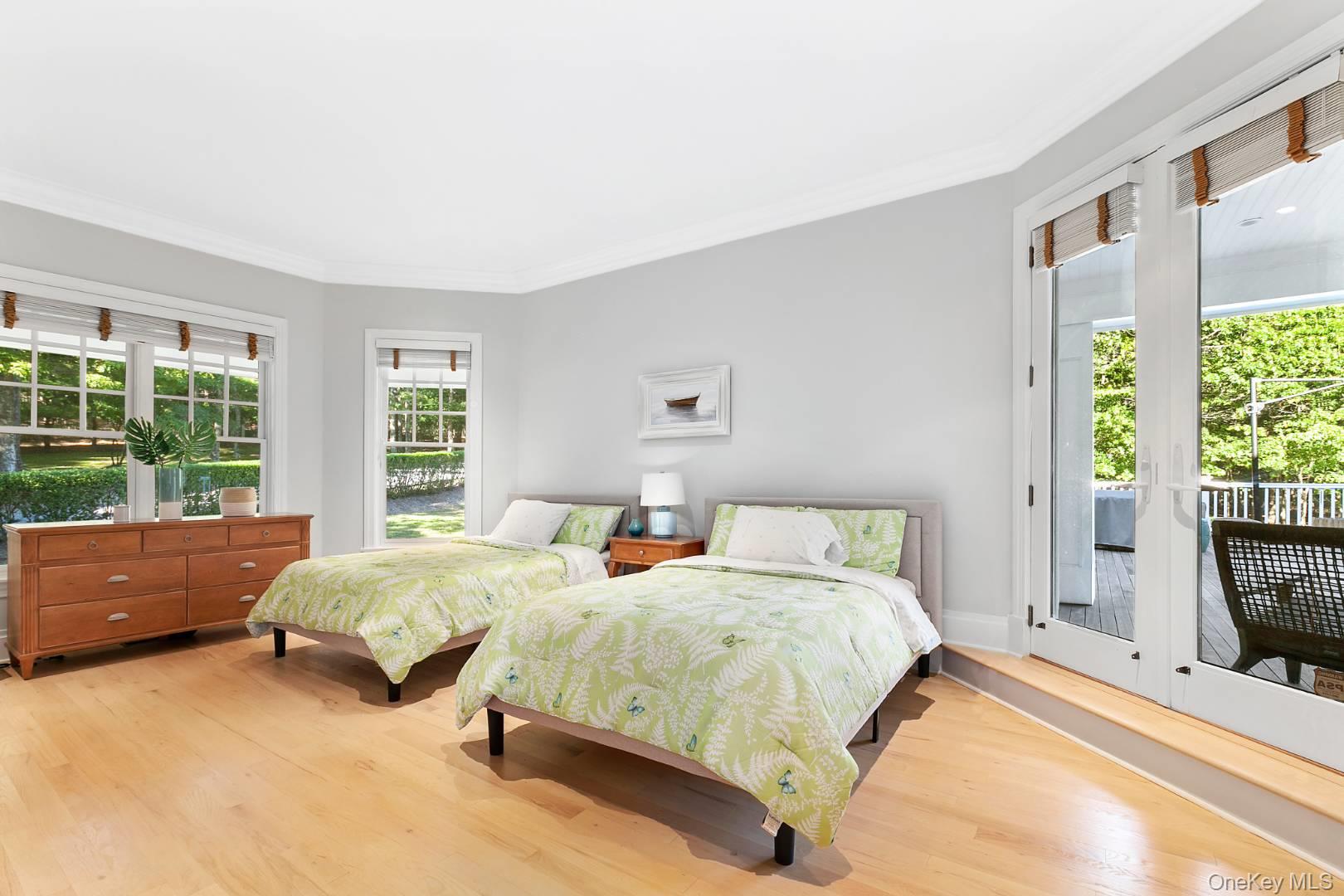 1477 Deerfield Road, Water Mill, NY 11976