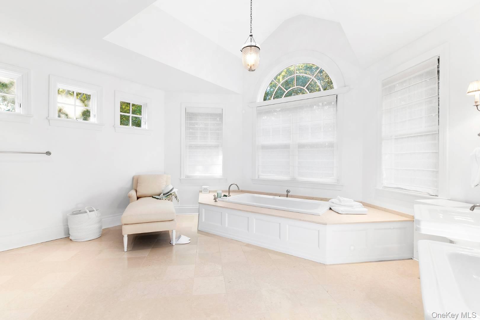 1477 Deerfield Road, Water Mill, NY 11976