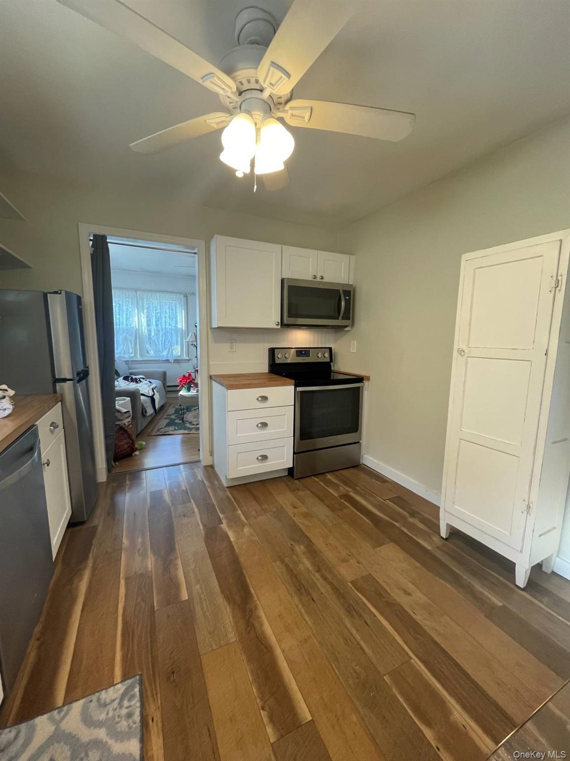 30 Maple Street, Westhampton Beach, NY 11978