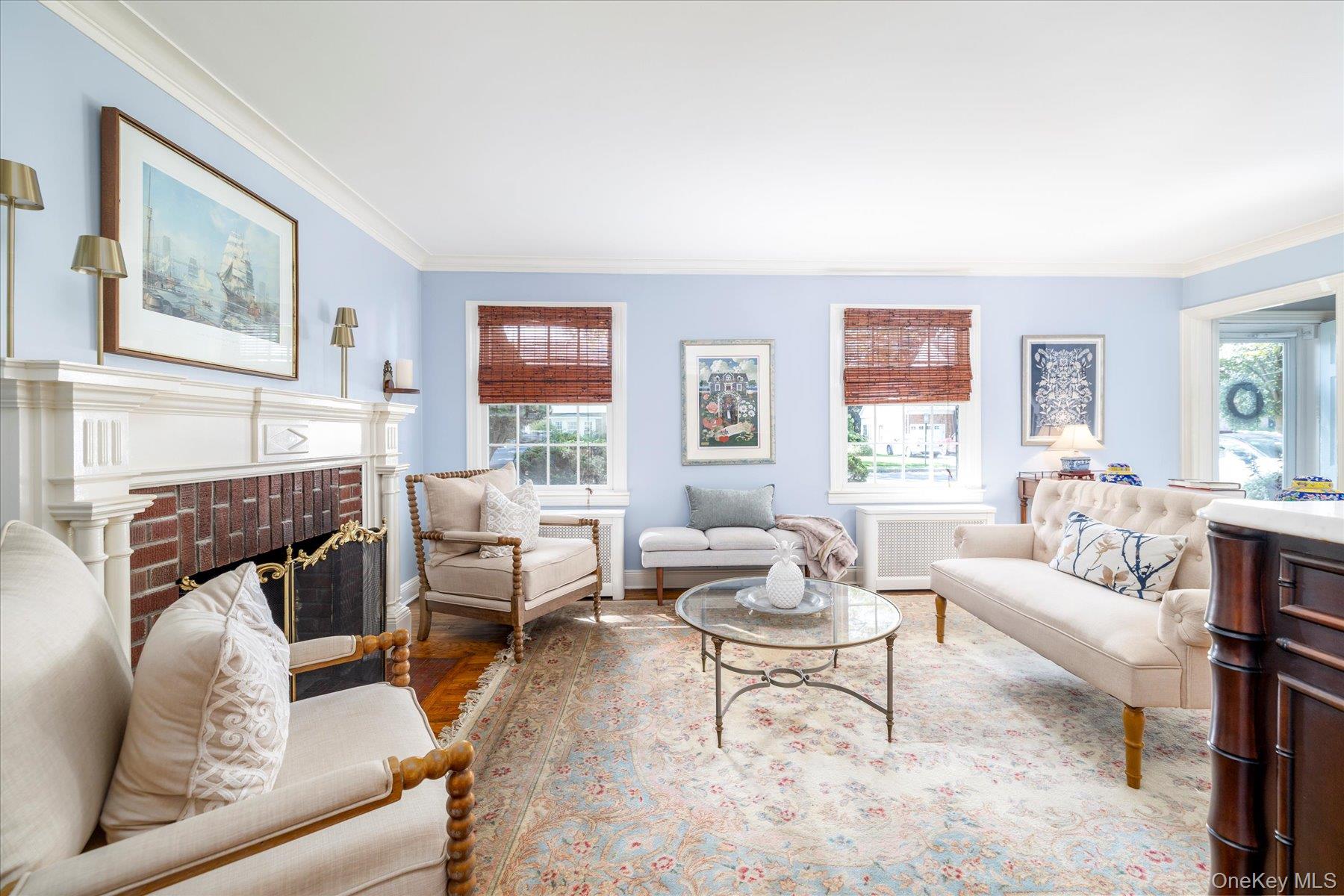 34 Saint Thomas Place, Malverne, NY 11565