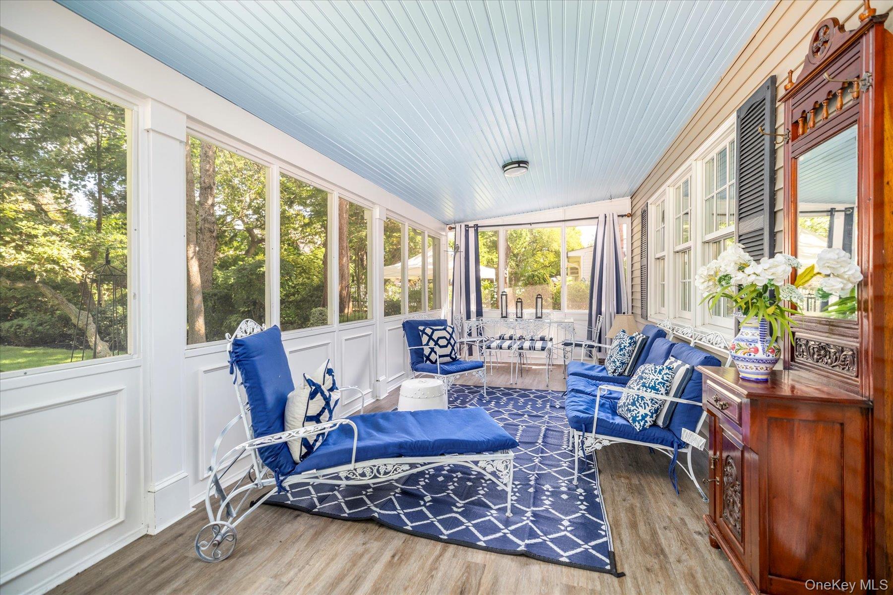 34 Saint Thomas Place, Malverne, NY 11565