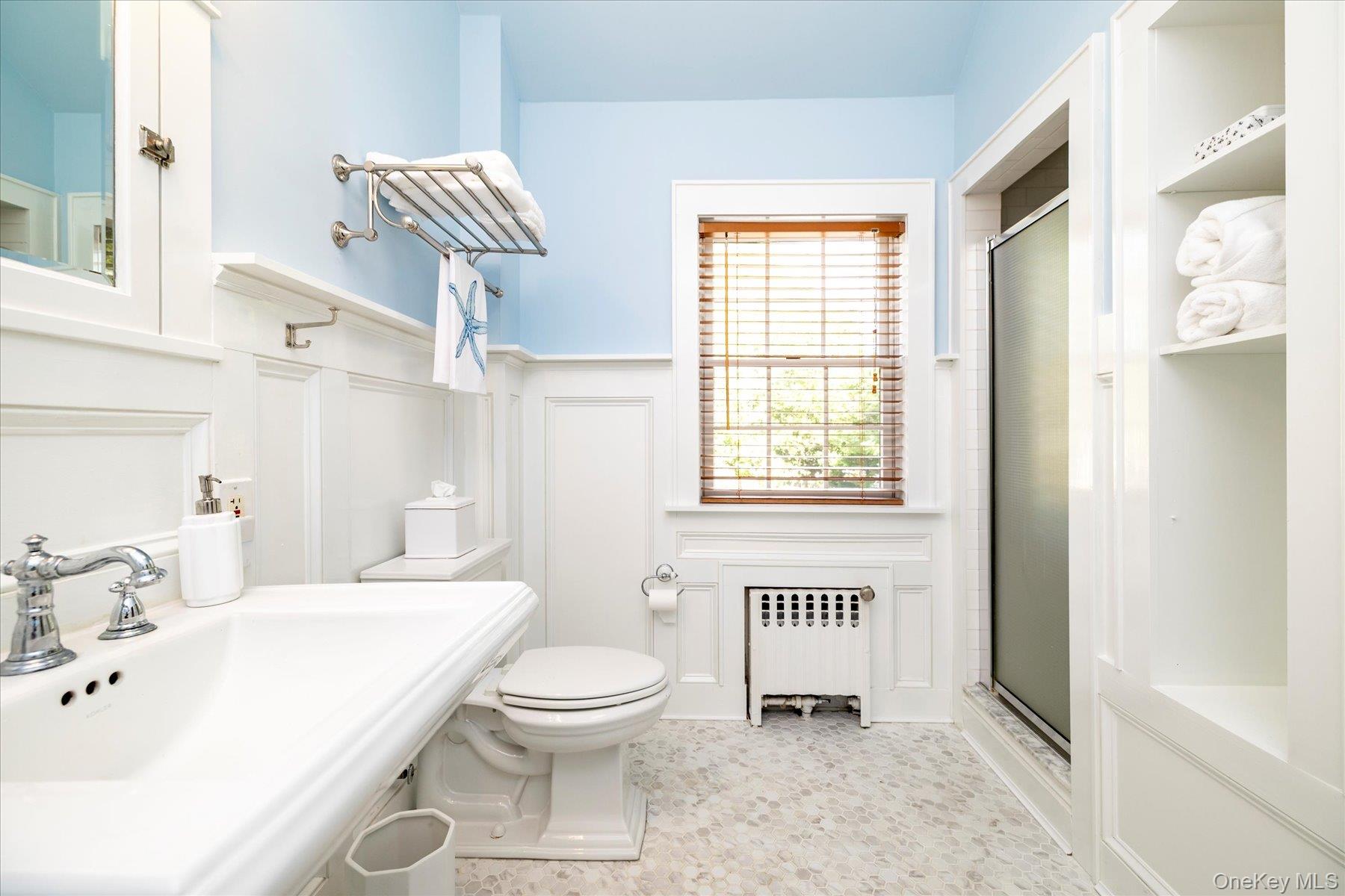 34 Saint Thomas Place, Malverne, NY 11565