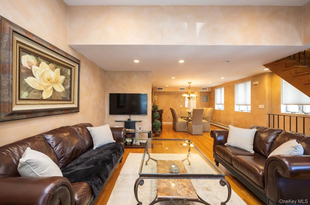 70-13 Caldwell Avenue, Maspeth, NY 11378