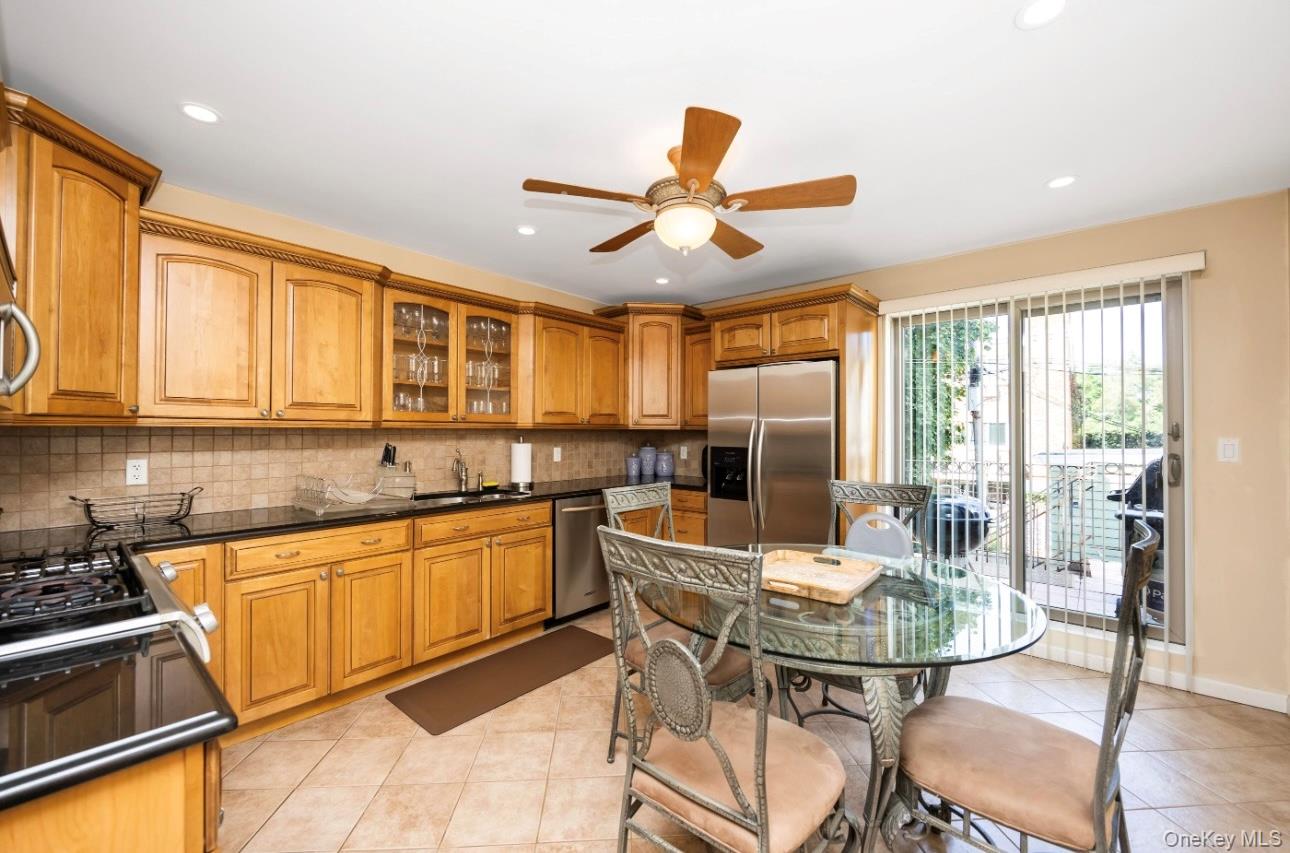 70-13 Caldwell Avenue, Maspeth, NY 11378