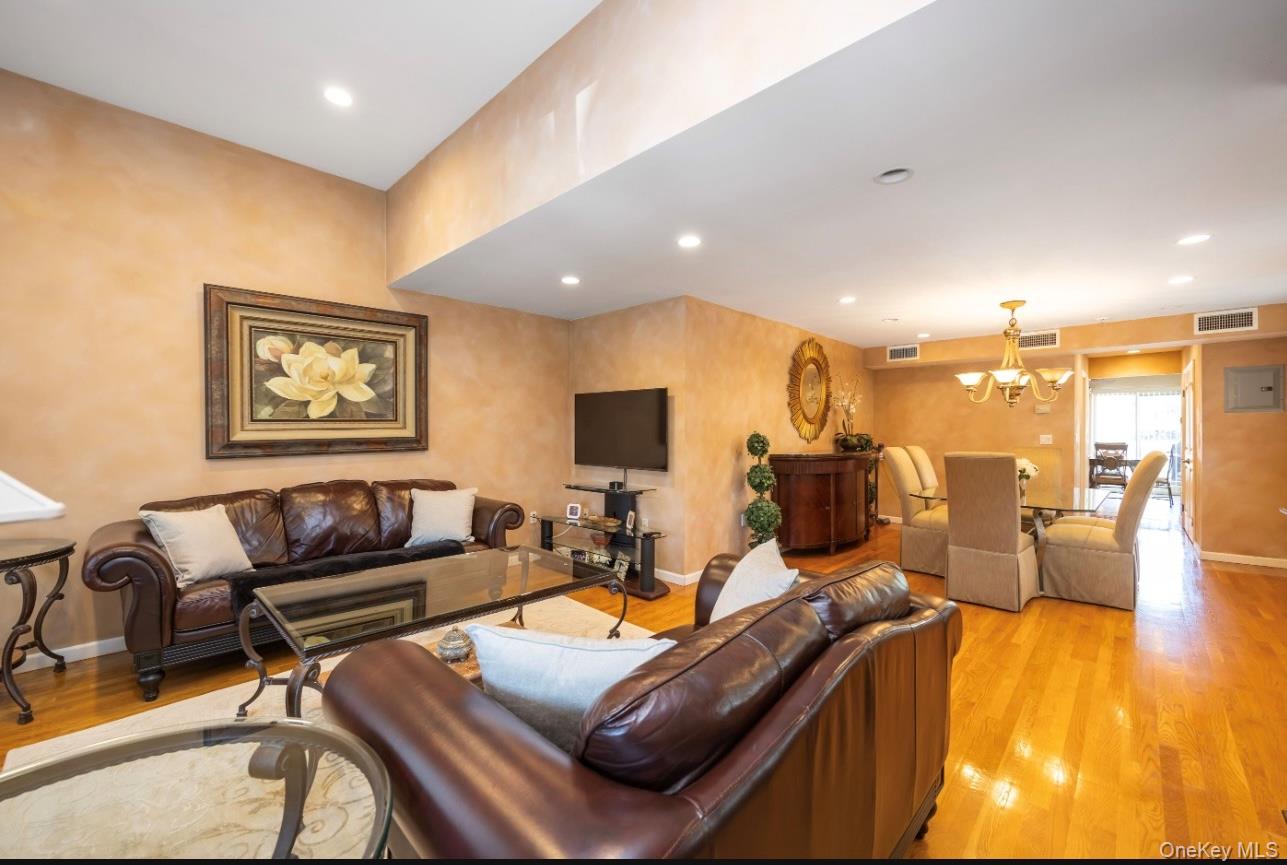 70-13 Caldwell Avenue, Maspeth, NY 11378