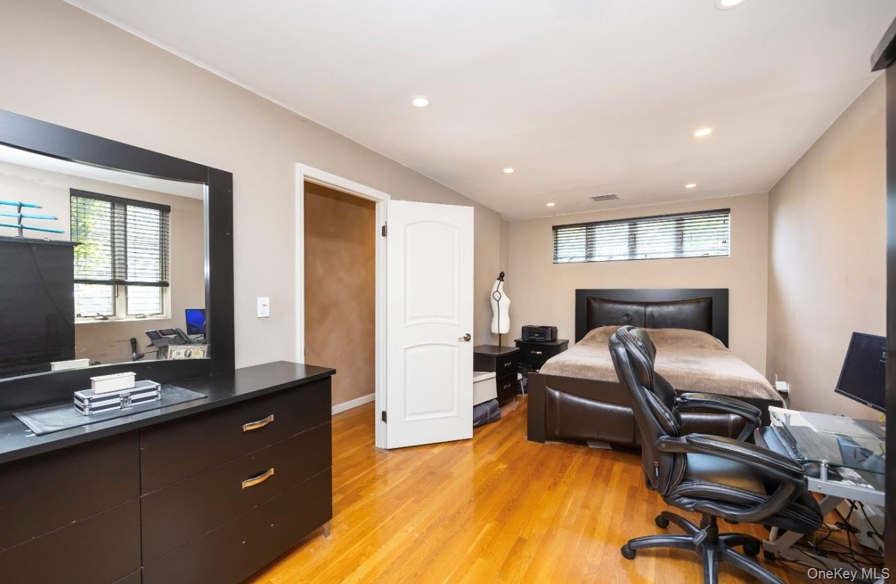 70-13 Caldwell Avenue, Maspeth, NY 11378