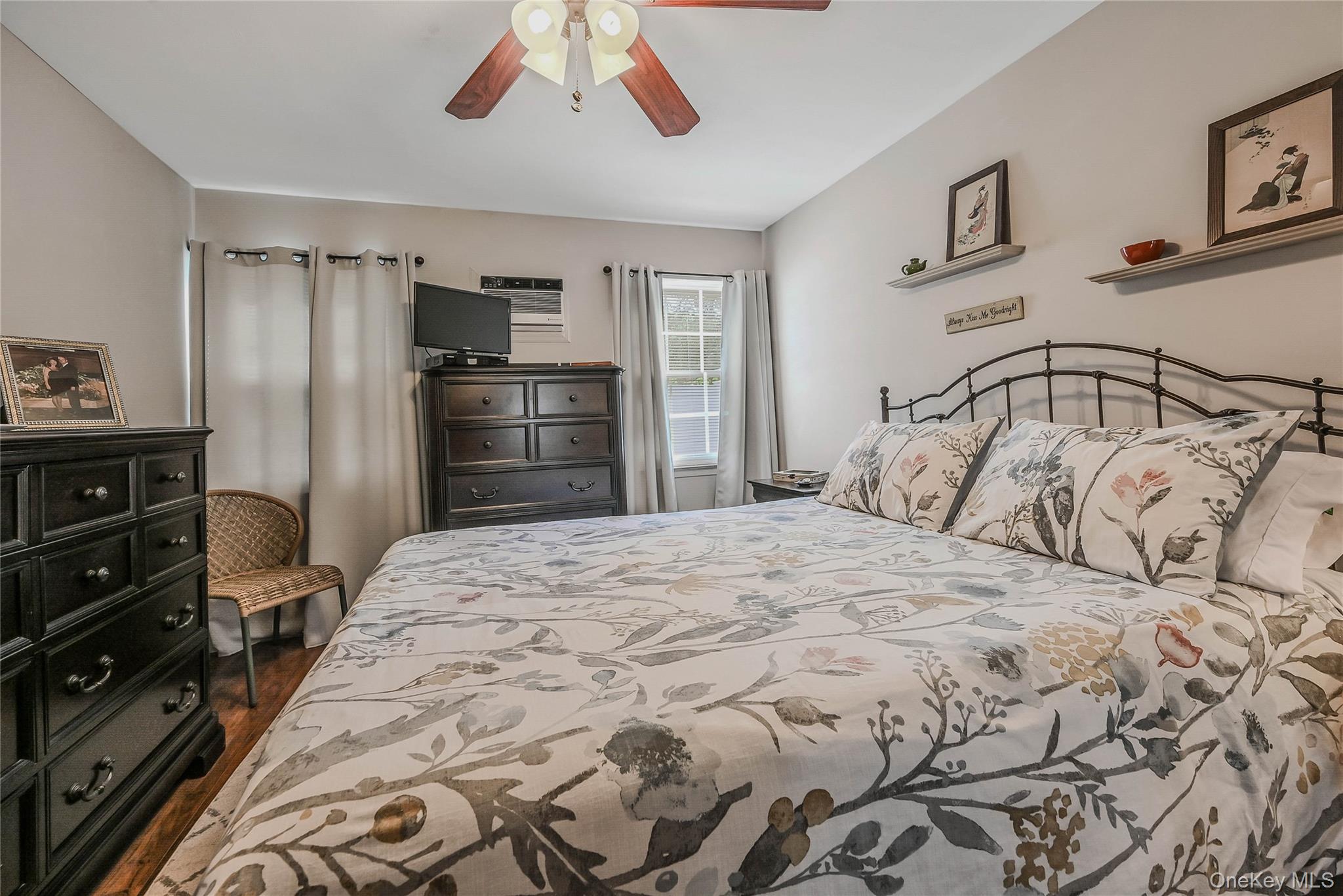 16 Wyant Avenue, Ronkonkoma, NY 11779