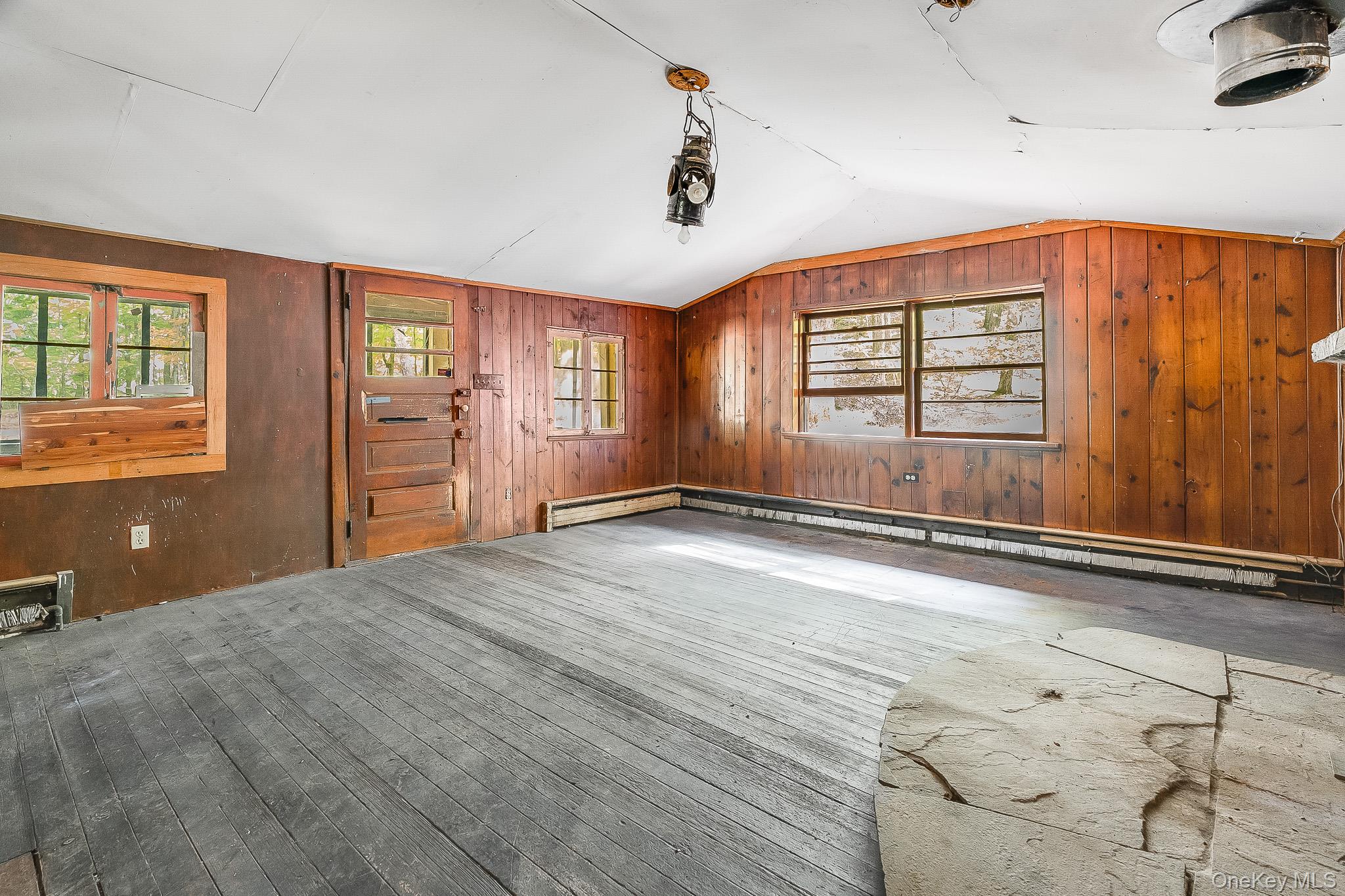 31 Bunny Run Road, Saugerties, NY 12477