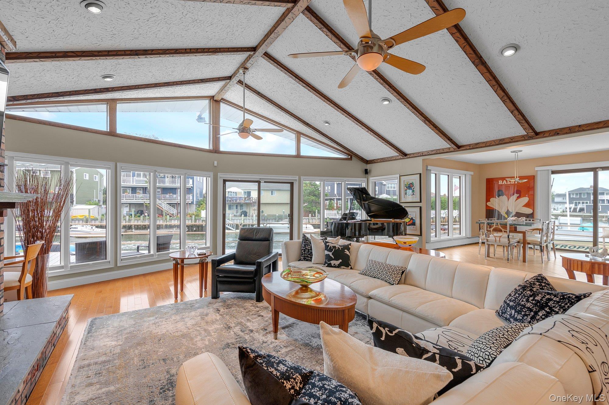 1130 Hayes Place, Baldwin Harbor, NY 11510