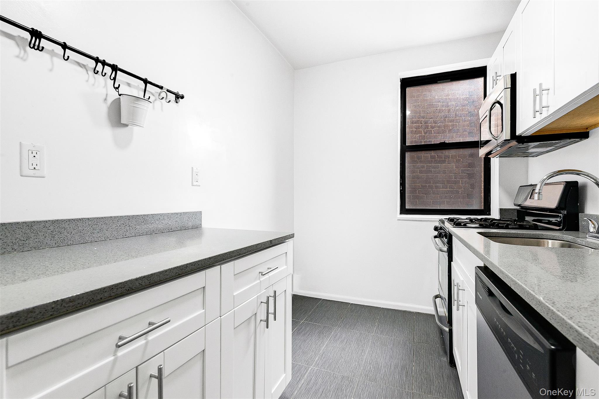 103-25 68th Avenue # 5C, Forest Hills, NY 11375