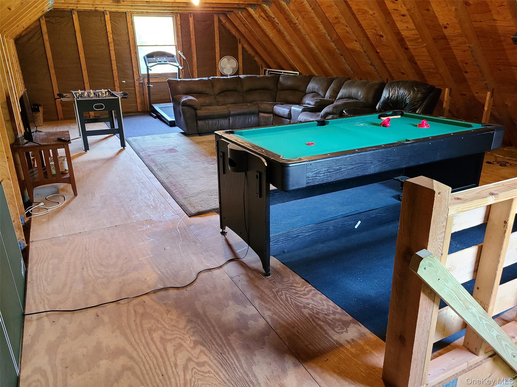 910 State Route 42, Sparrowbush, NY 12780