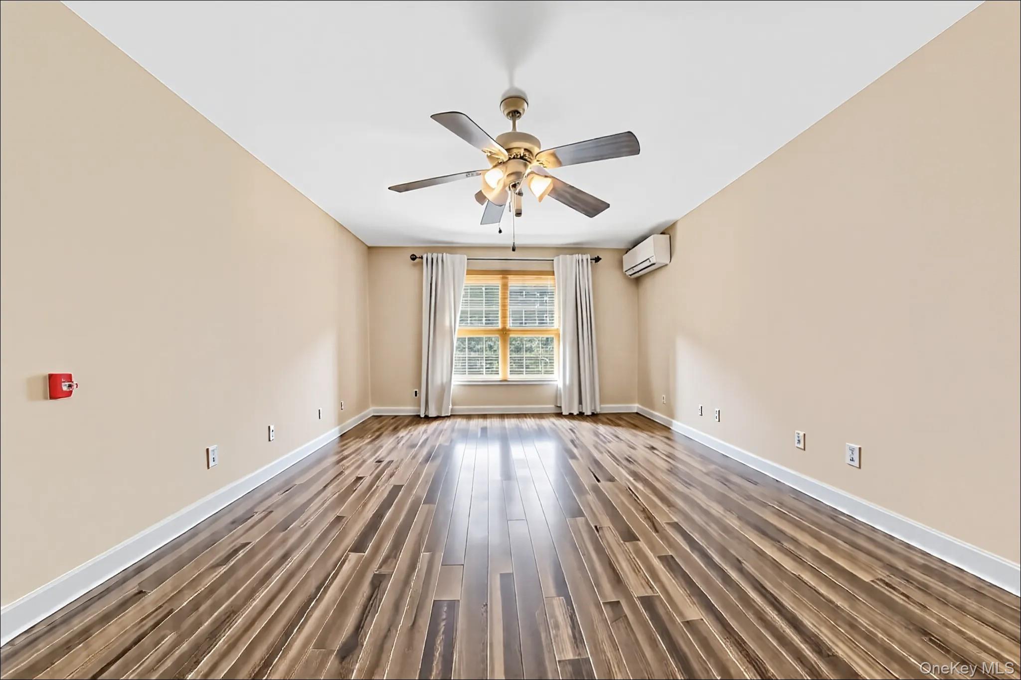 6002 80th Avenue, Glendale, NY 11385