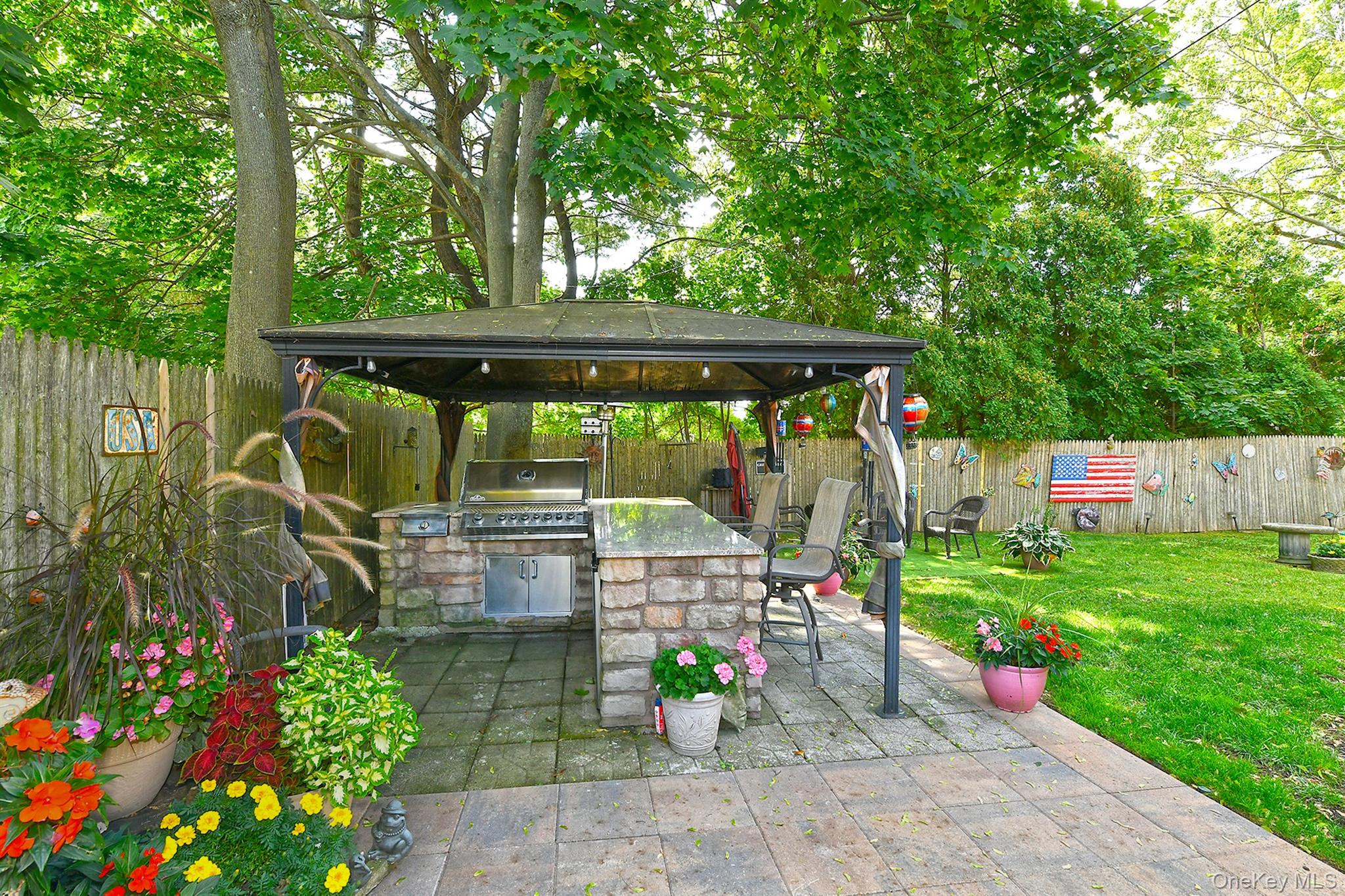 4 Cranford Road, Plainview, NY 11803