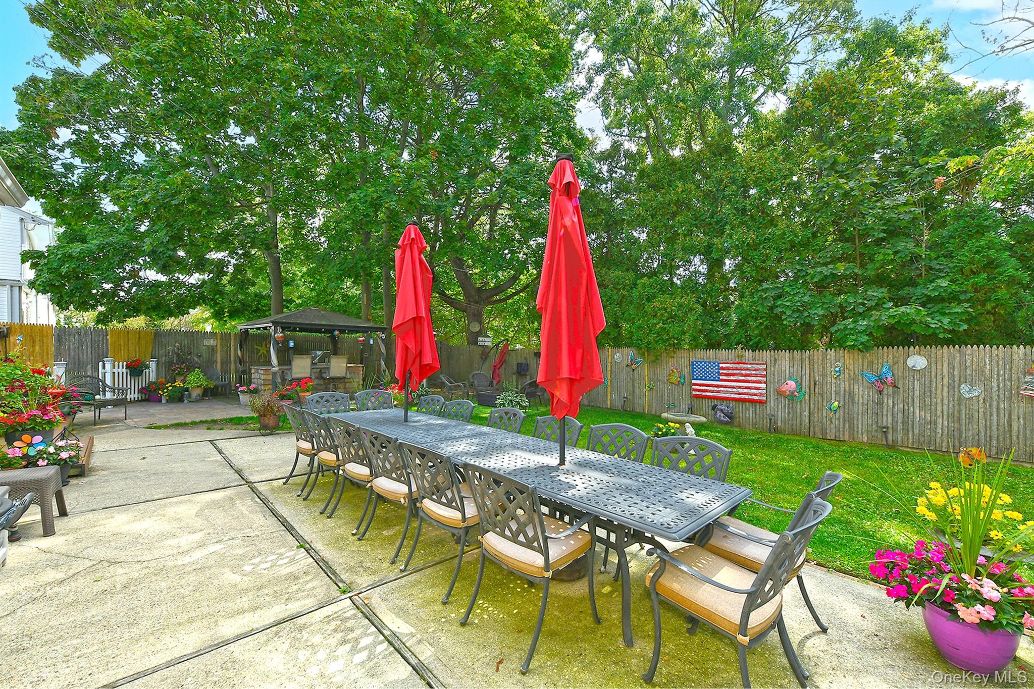 4 Cranford Road, Plainview, NY 11803