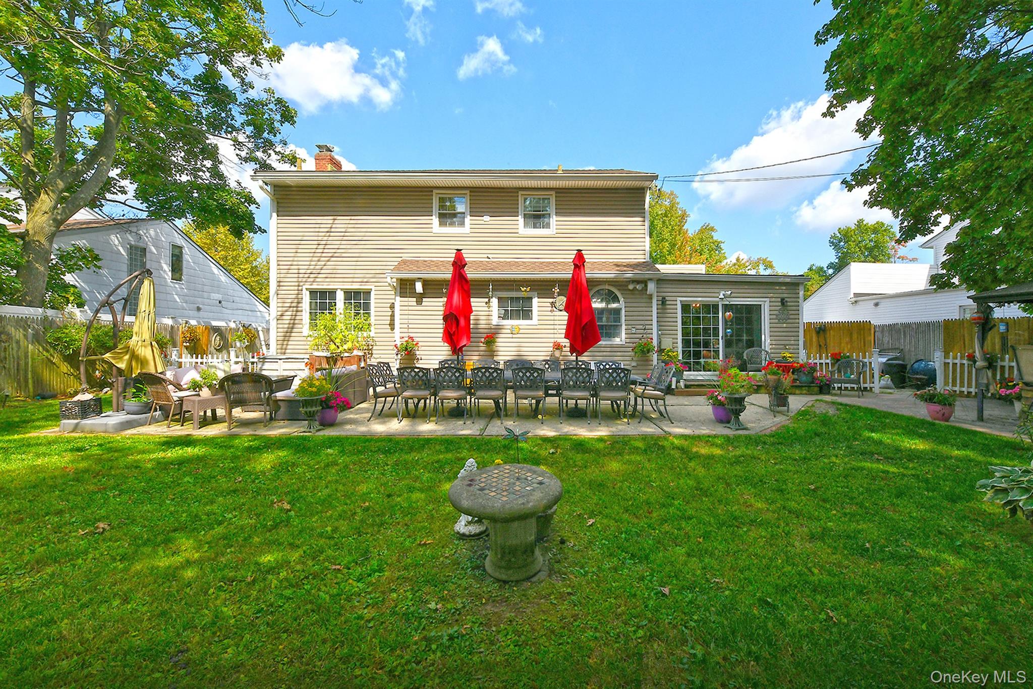 4 Cranford Road, Plainview, NY 11803