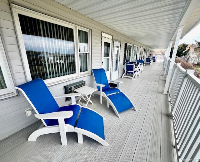 231 Dune Road # 905, Westhampton Beach, NY 11978