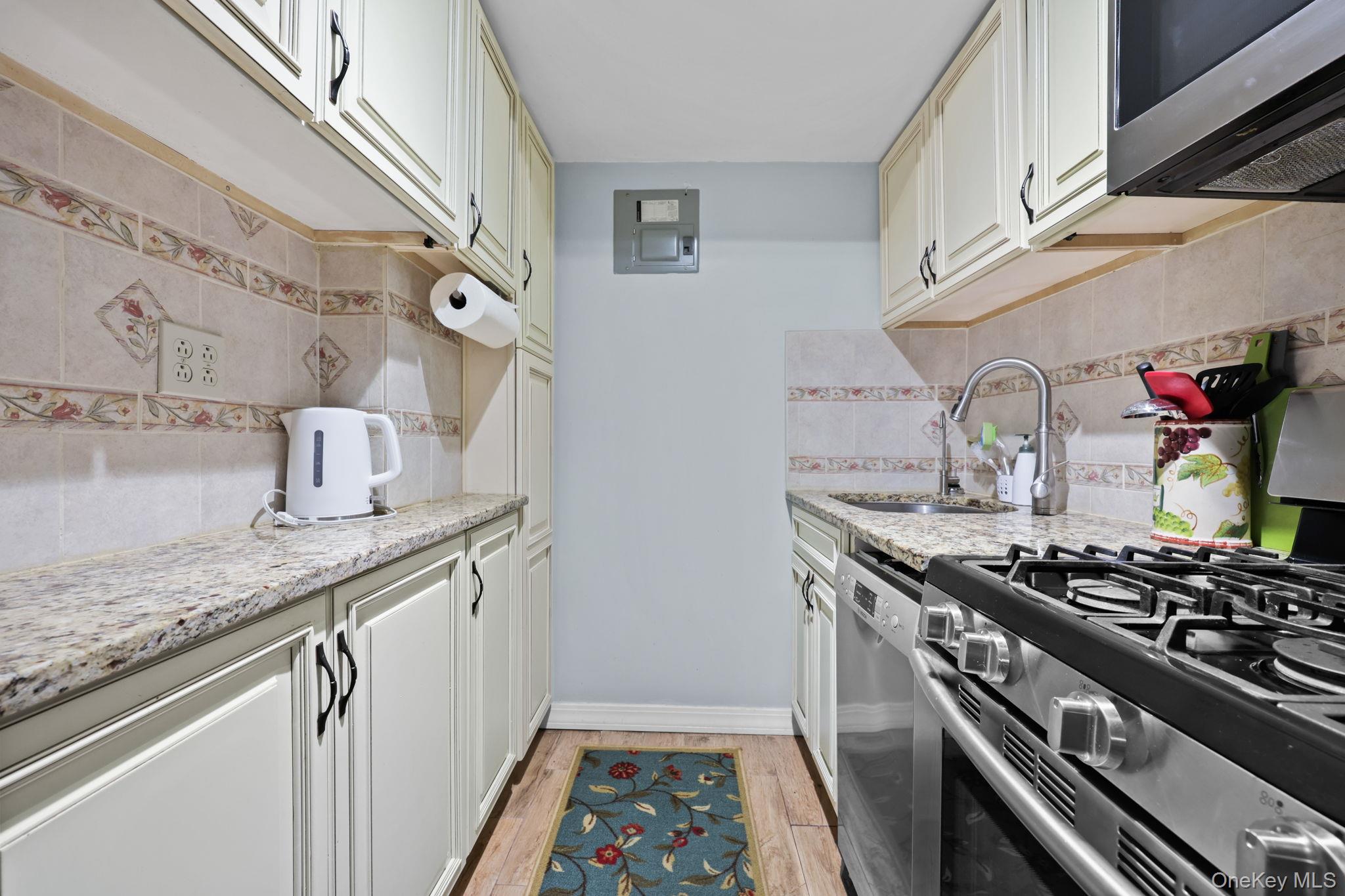 30 E Hartsdale Avenue # 5L, Hartsdale, NY 10530